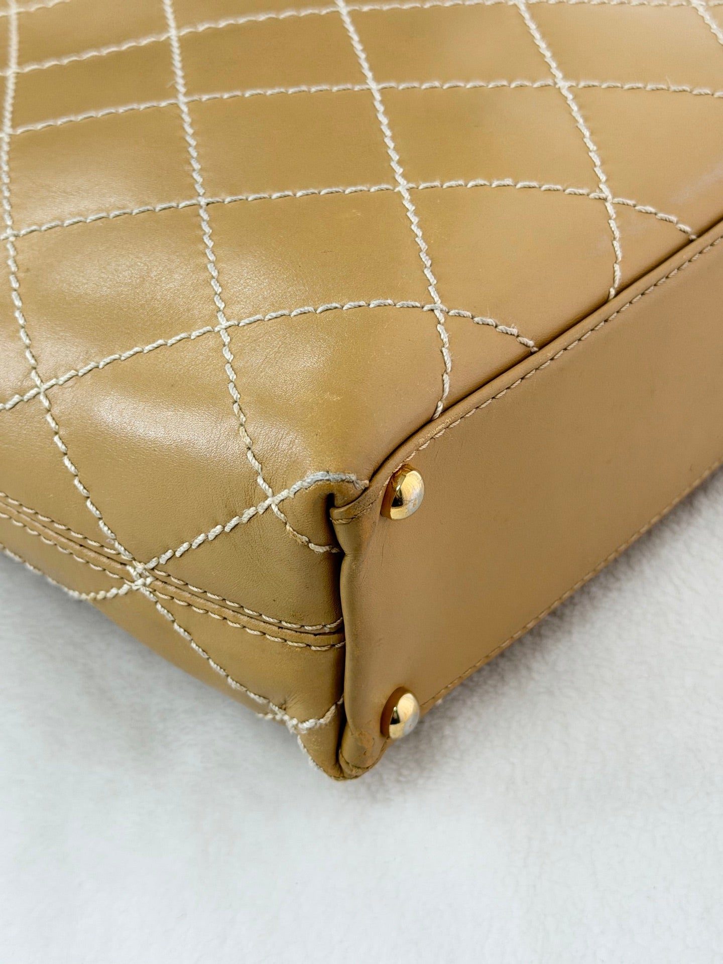 CHANEL Wild Stitch Totebag Beige