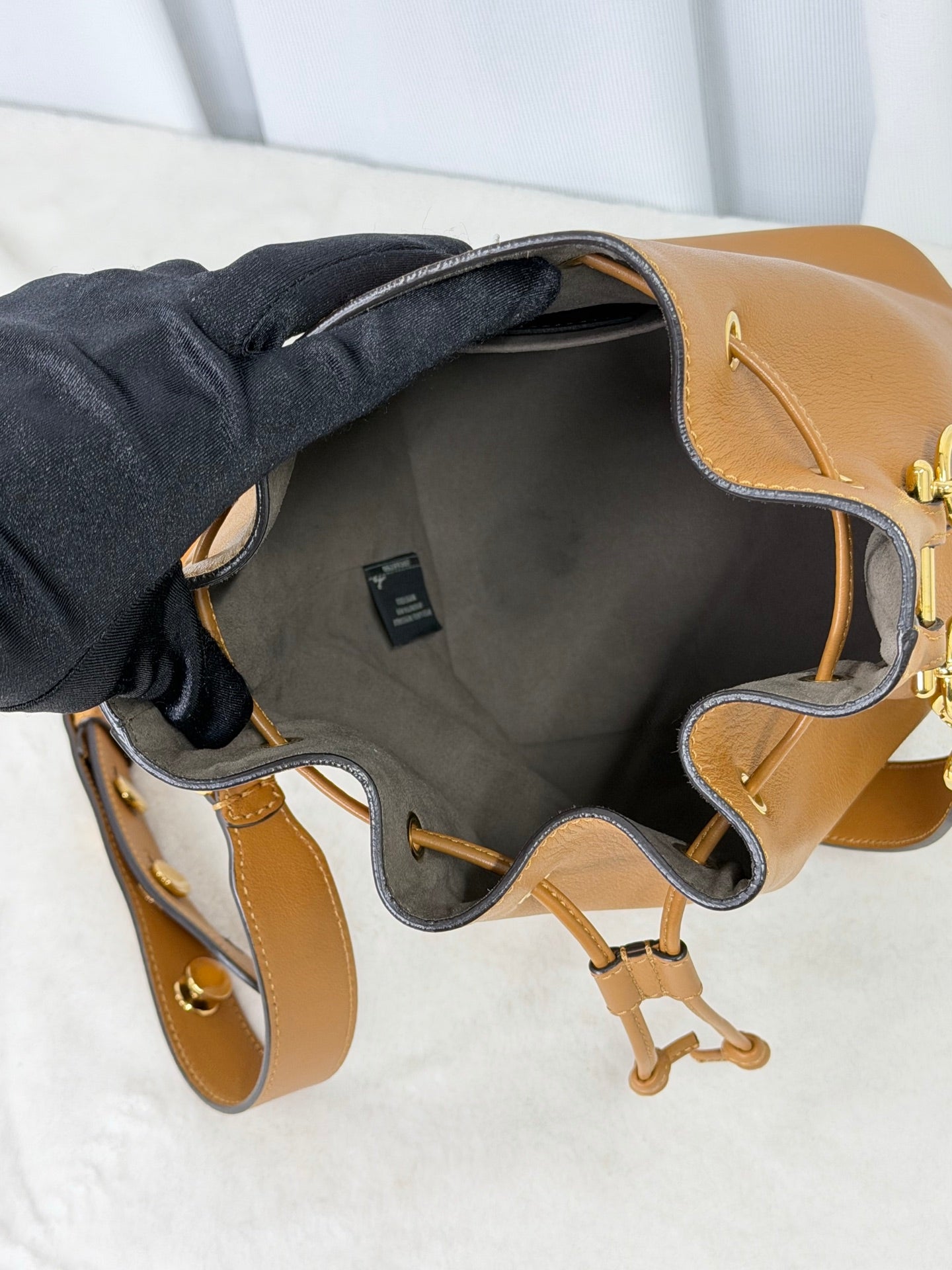 FENDI Leather Bucket Shoulderbag