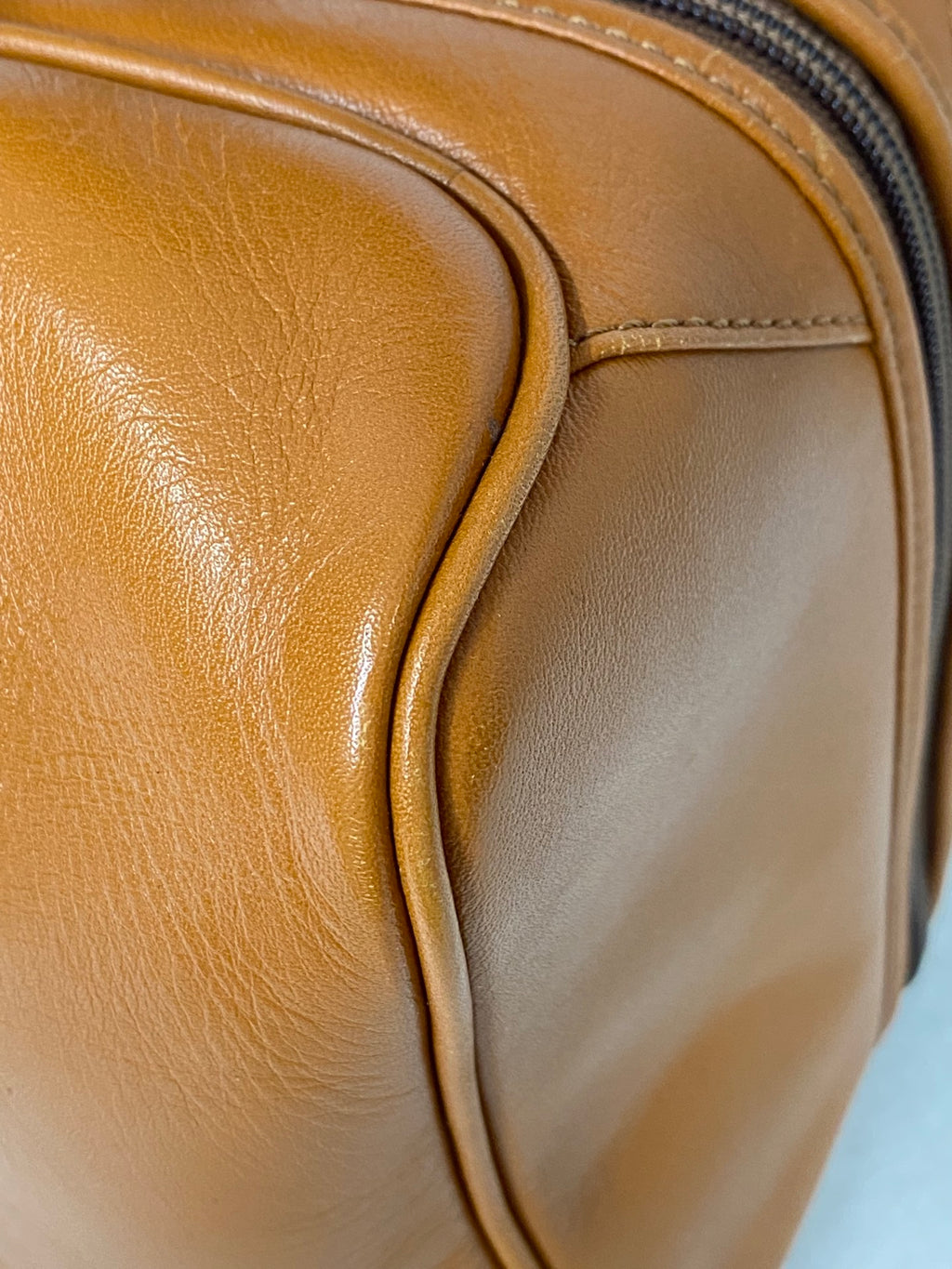 Yve Saint Luarent Boston Leather  Handbag