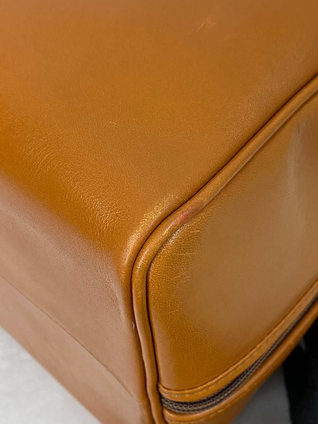 Yve Saint Luarent Boston Leather  Handbag