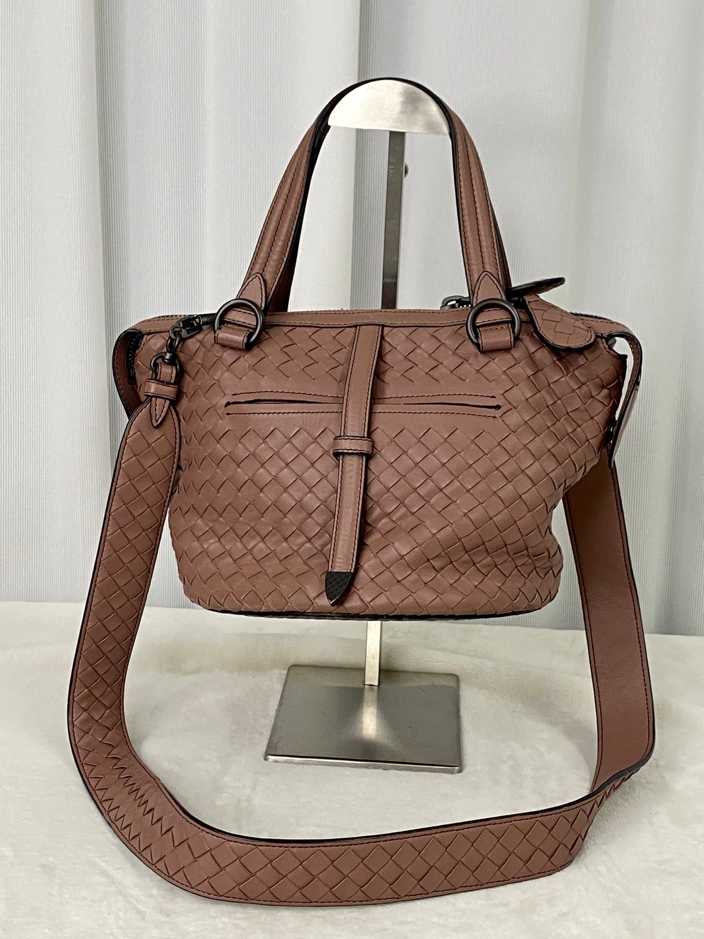 Bottega Veneta Intrecciato 2Way Leather Shoulderbag