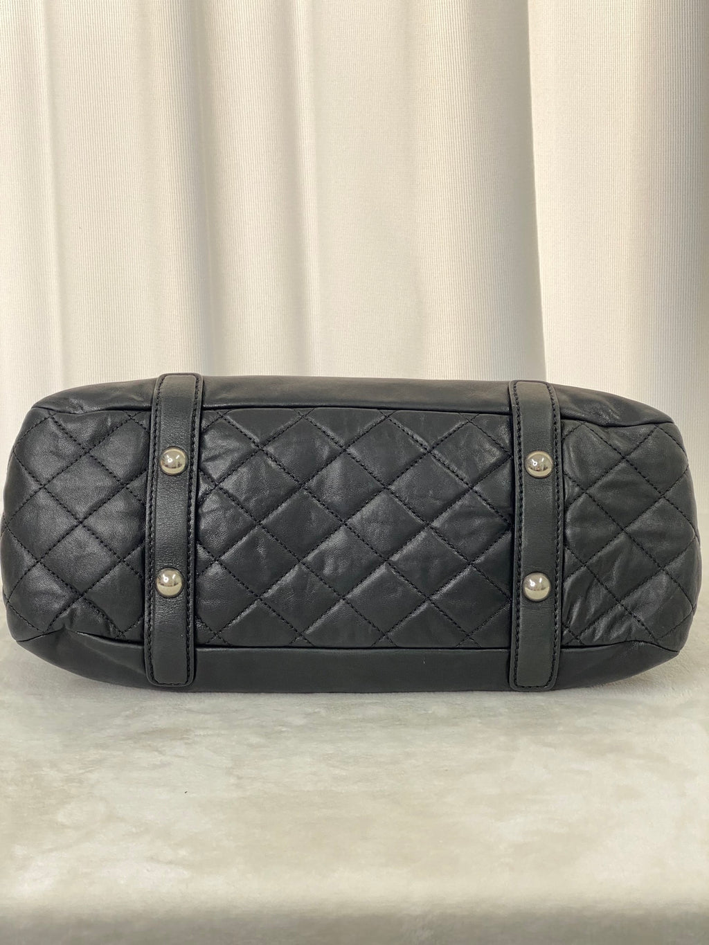 CHANEL 2.55 Collection Leather Totebag