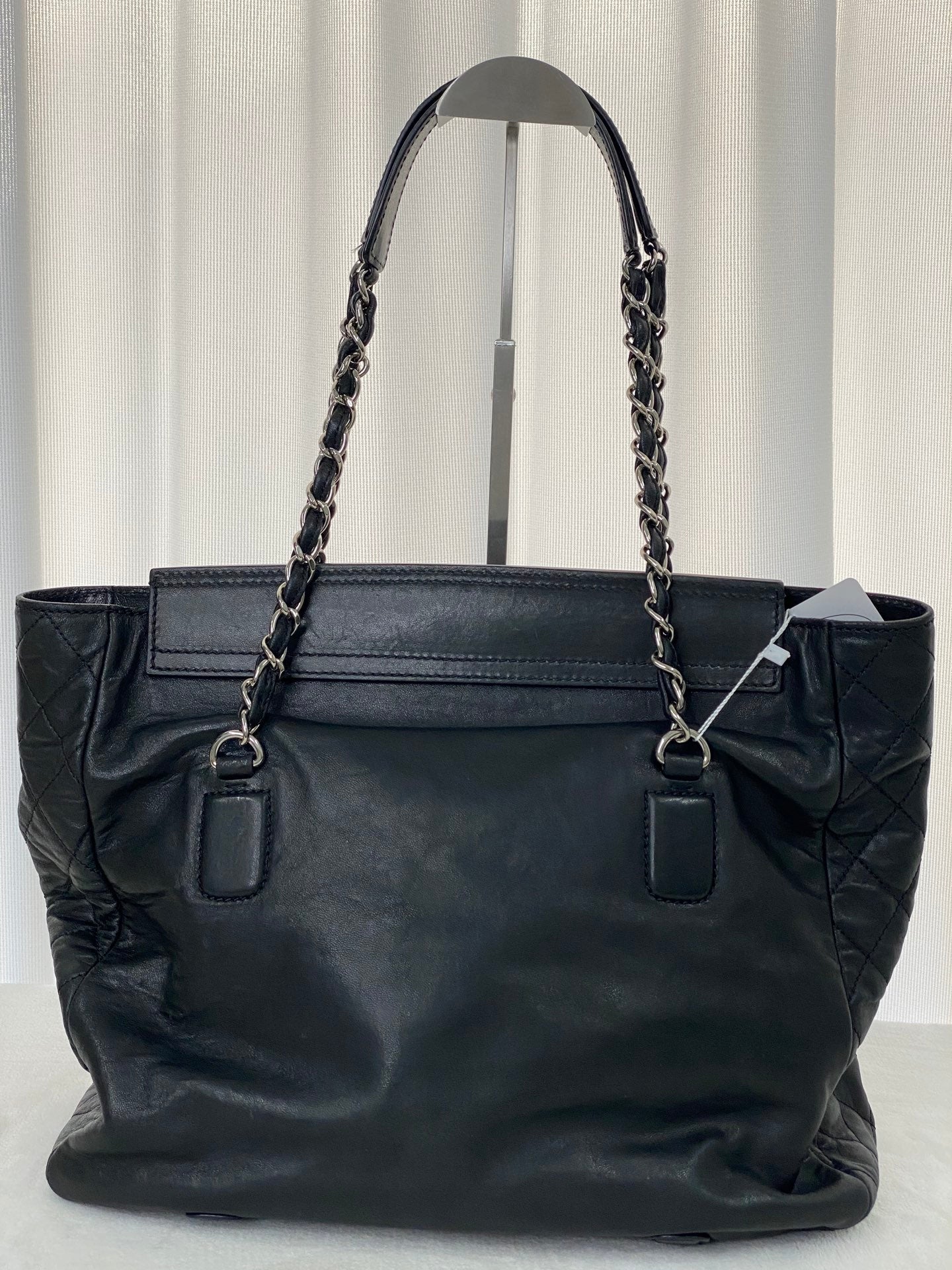 CHANEL 2.55 Collection Leather Totebag