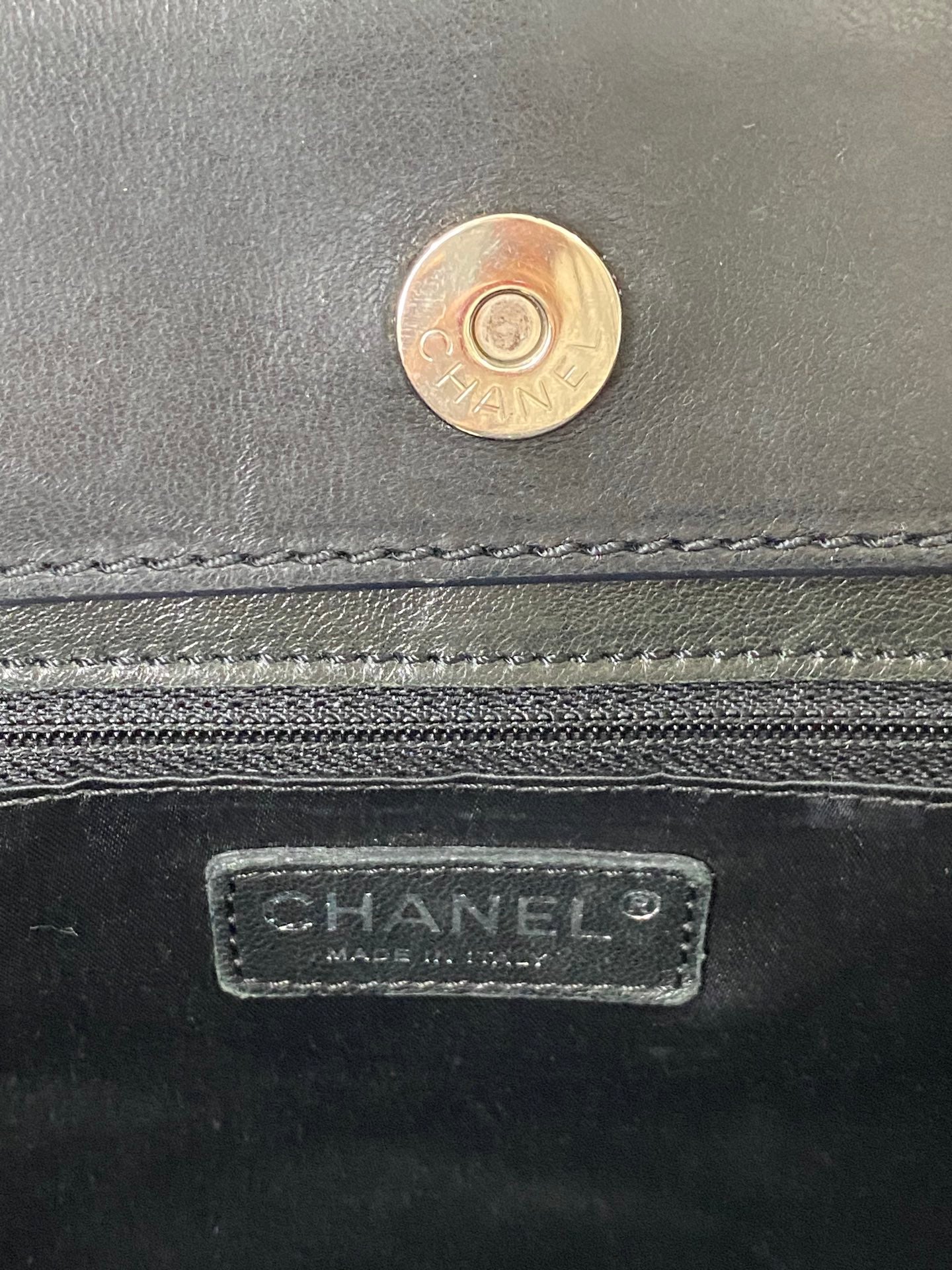CHANEL 2.55 Collection Leather Totebag