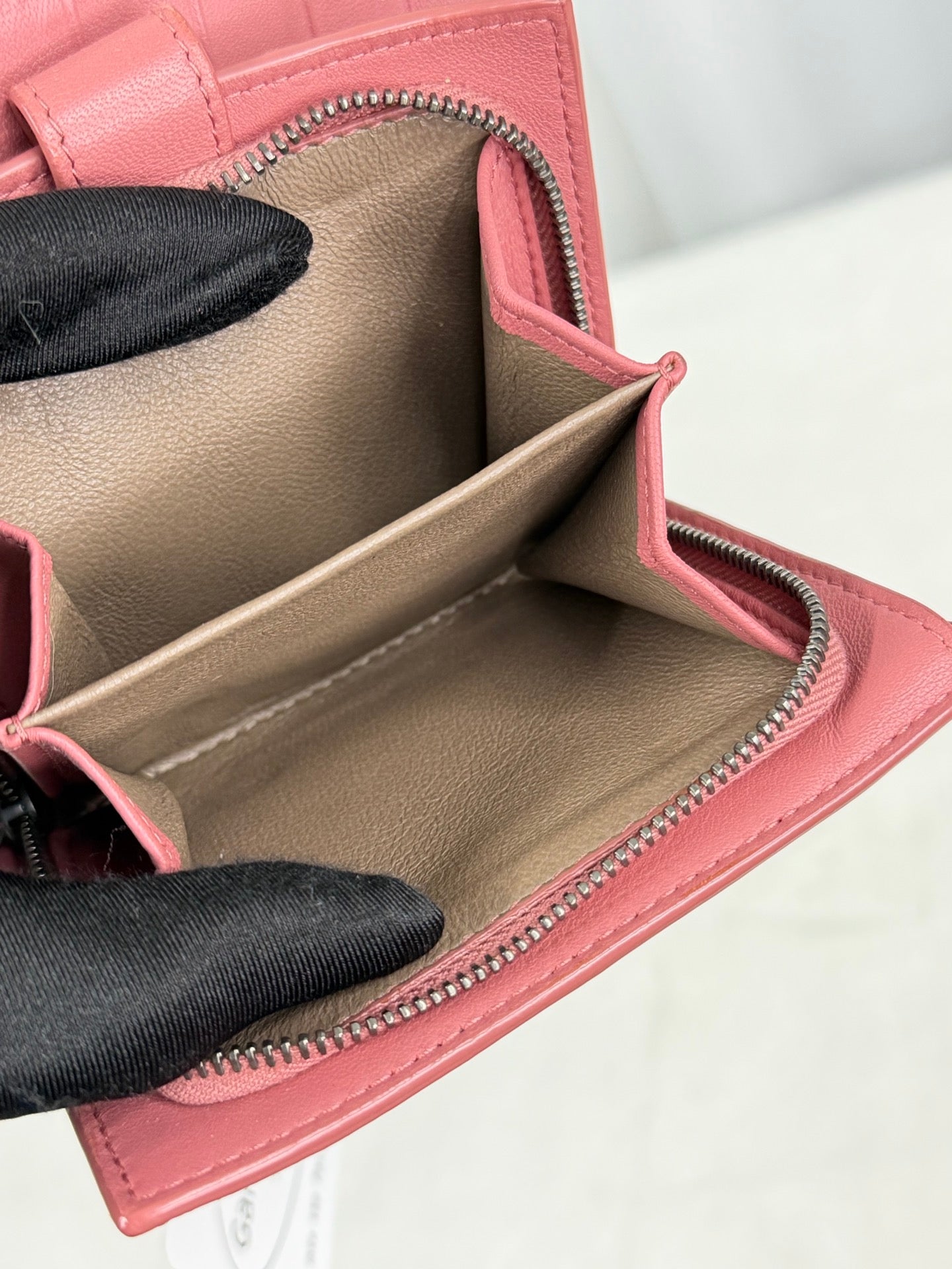 Bottega Veneta Intrecciato Bifold Leather Wallet