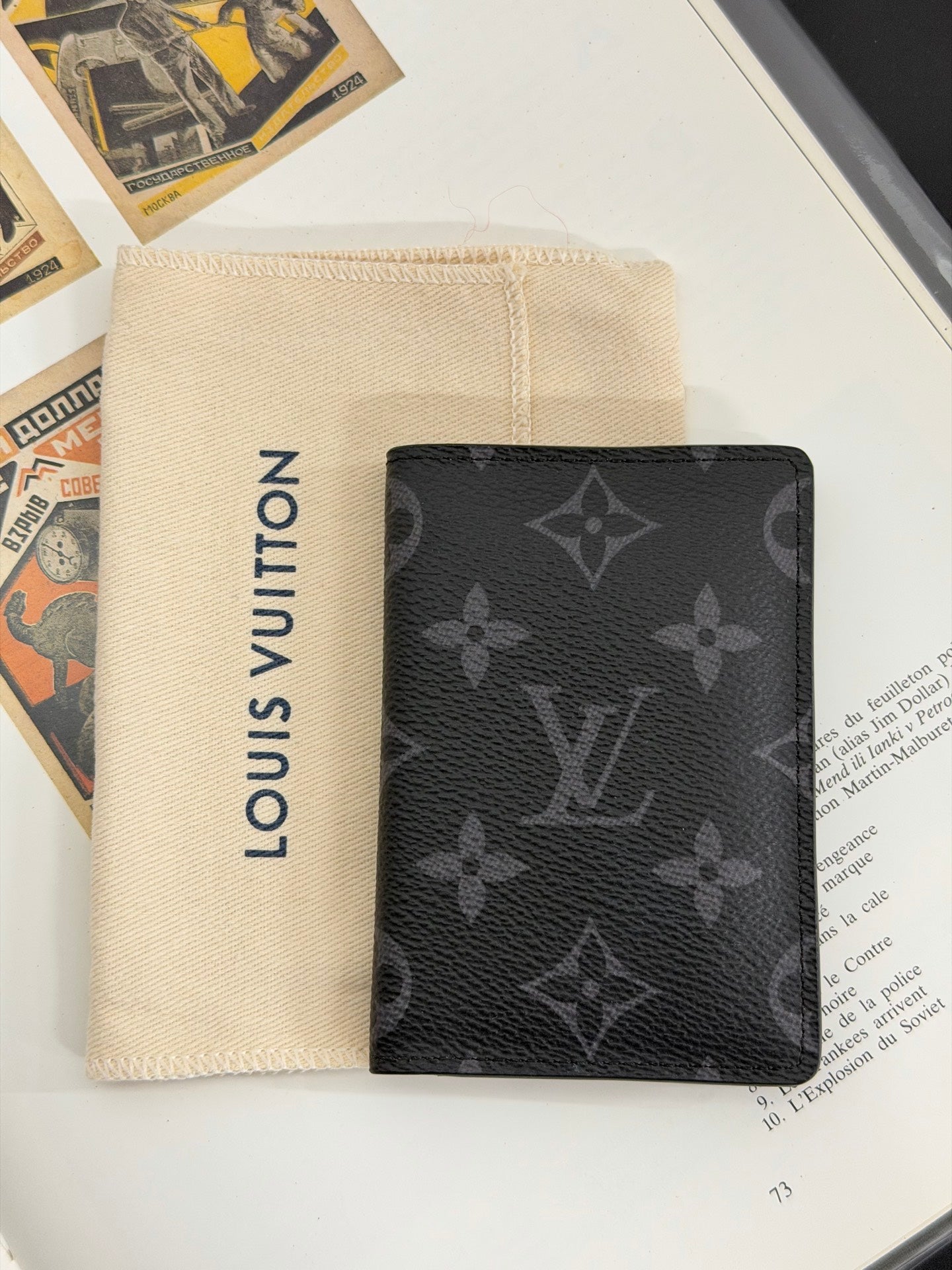 LOUIS VUITTON Monogram Card Case