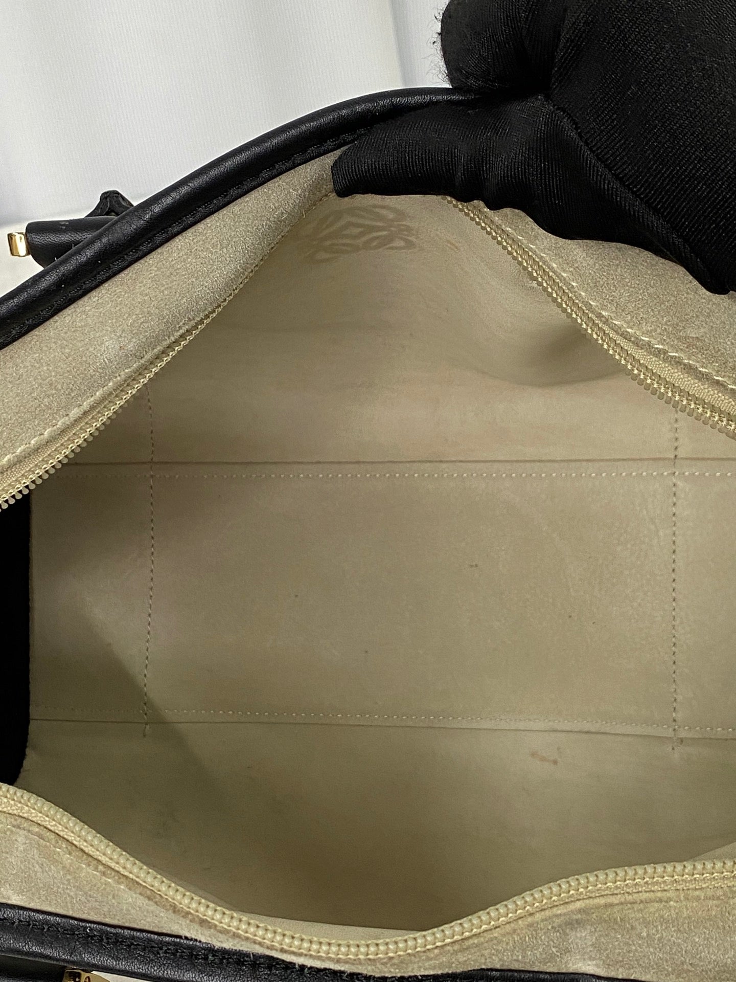 LOEWE Suede Amazona Handbag (S)