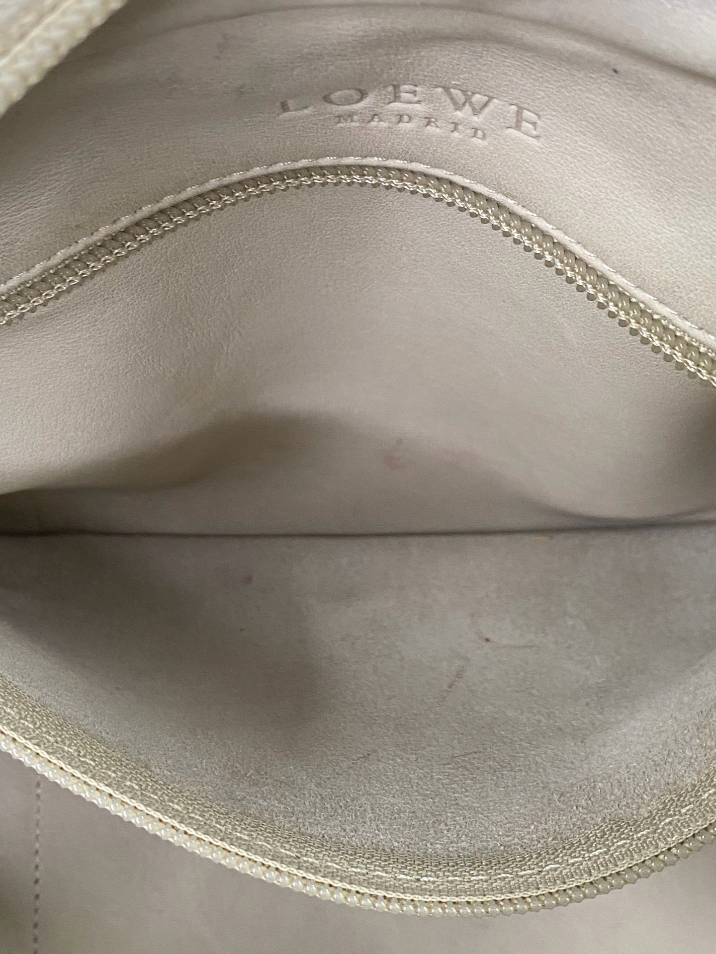 LOEWE Suede Amazona Handbag (S)