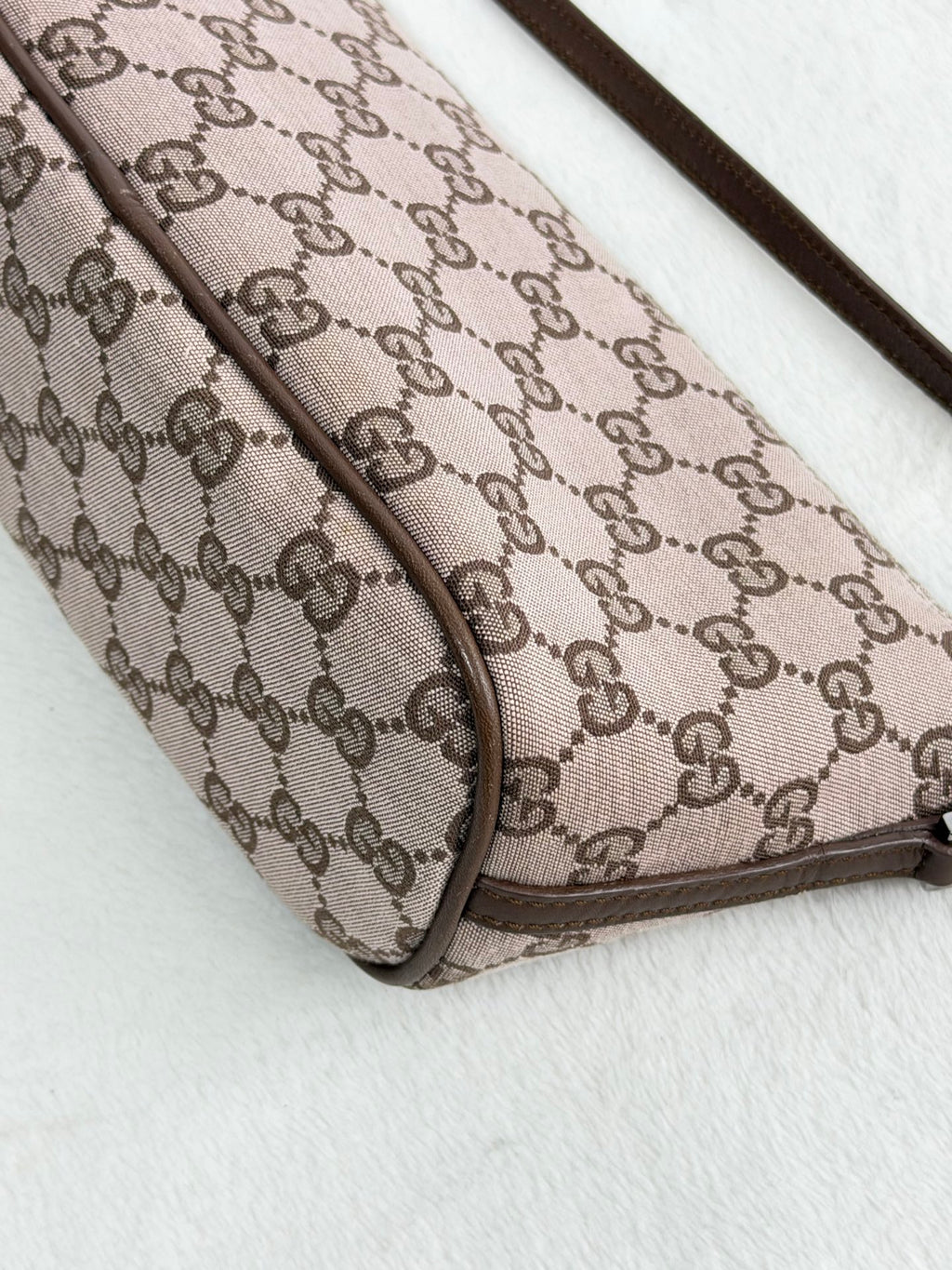 GUCCI  GG Supreme Mini Handbag