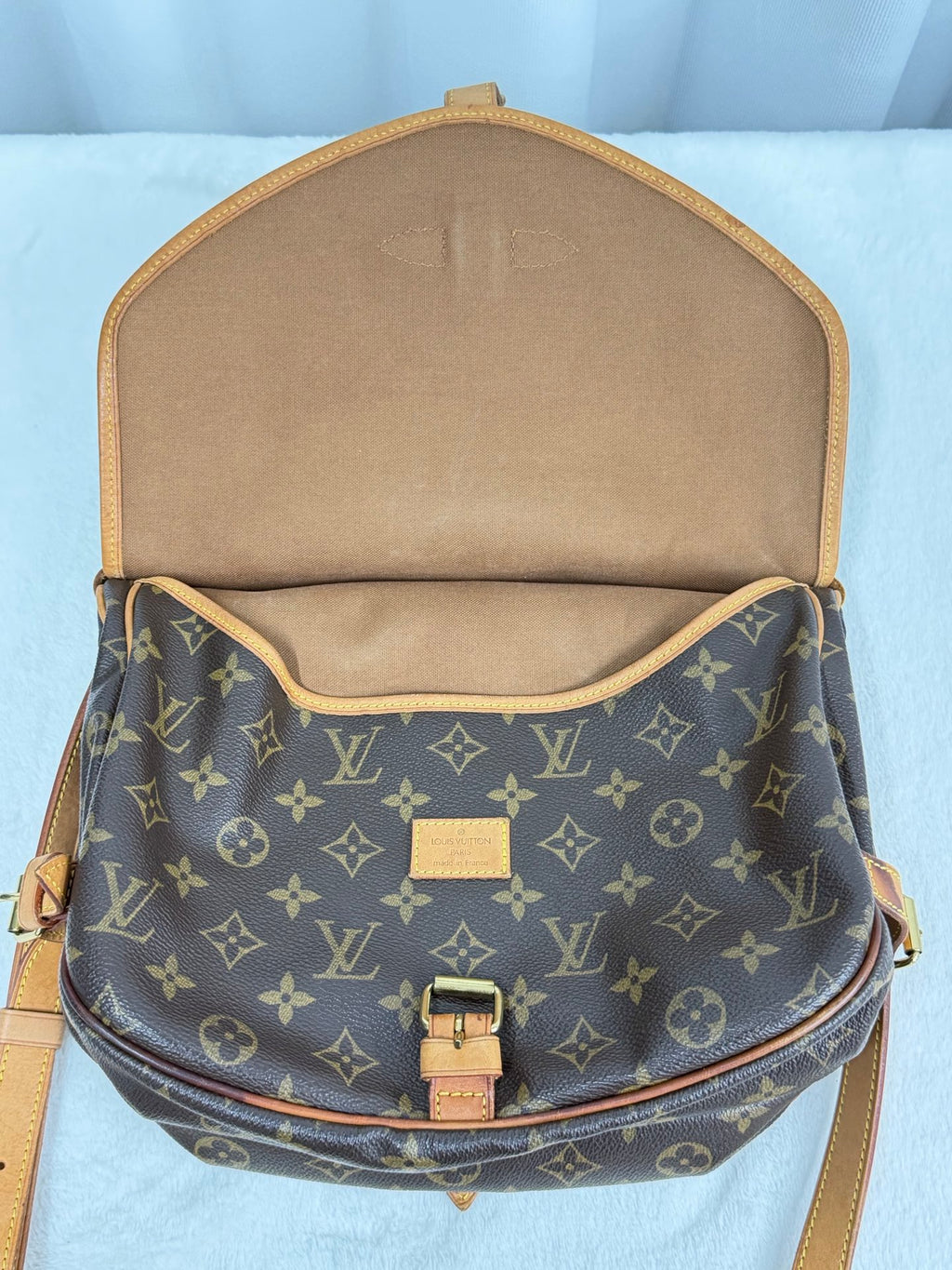 LOUIS VUITTON Gemini Collection  Monogram Shoulderbag