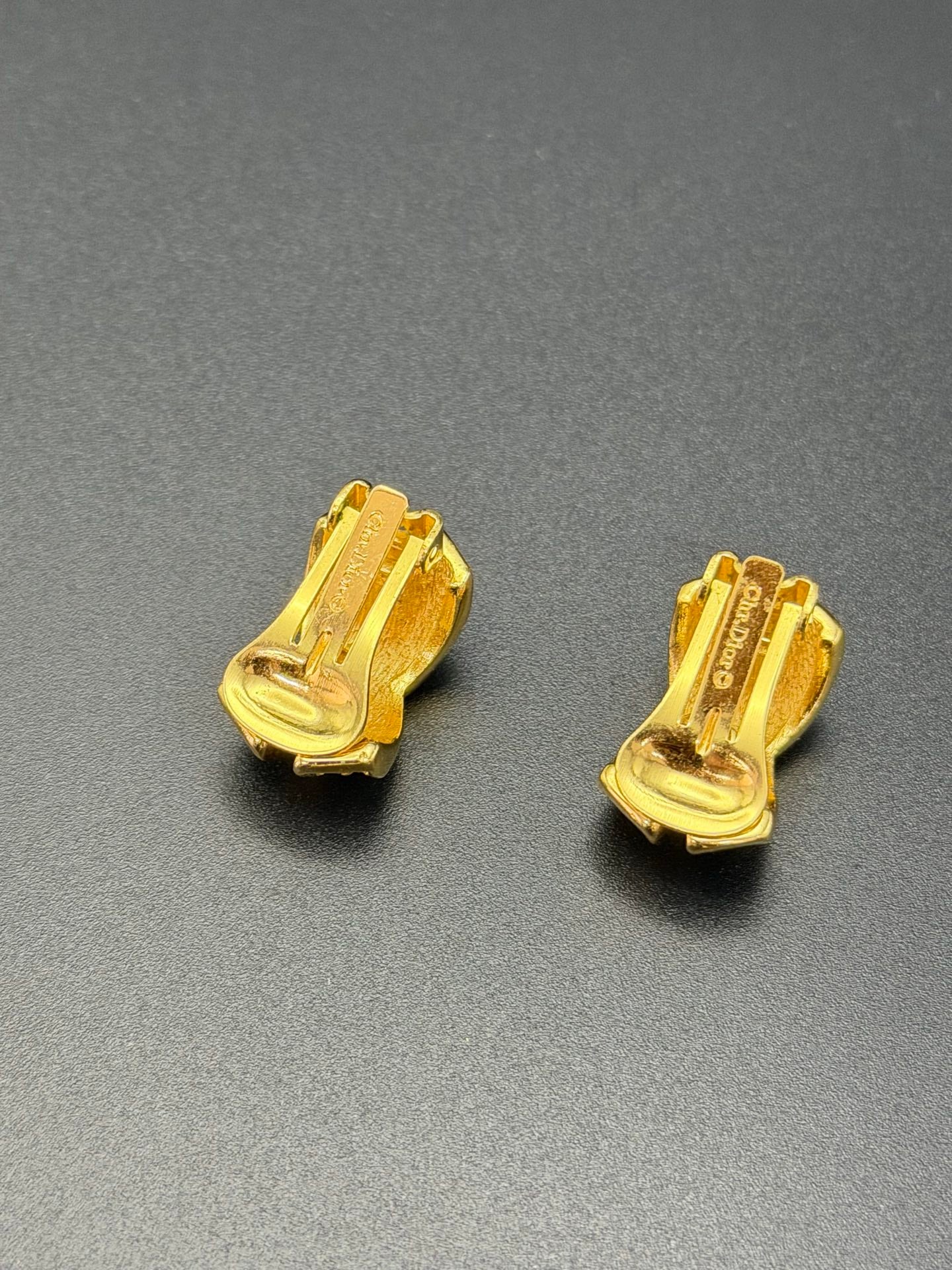 CHRISTIAN DIOR Vintage Earring
