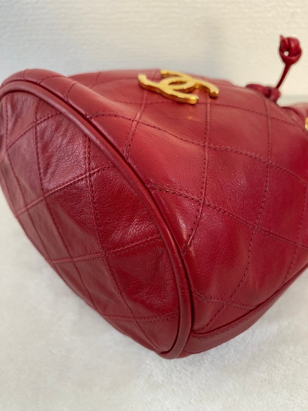 CHANEL Genuine Quilted Bucket Shoulderbag Set