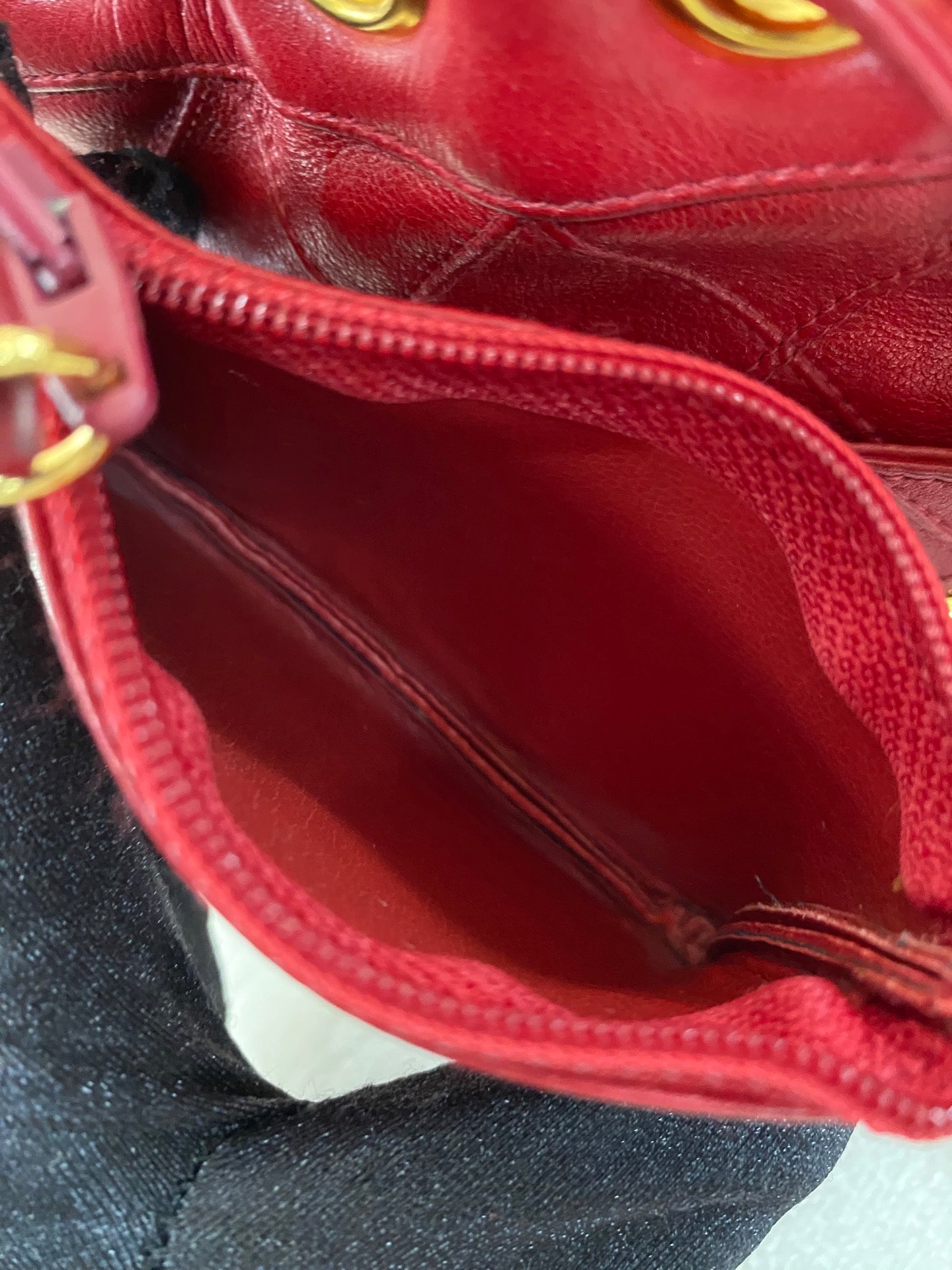 CHANEL Genuine Quilted Bucket Shoulderbag Set