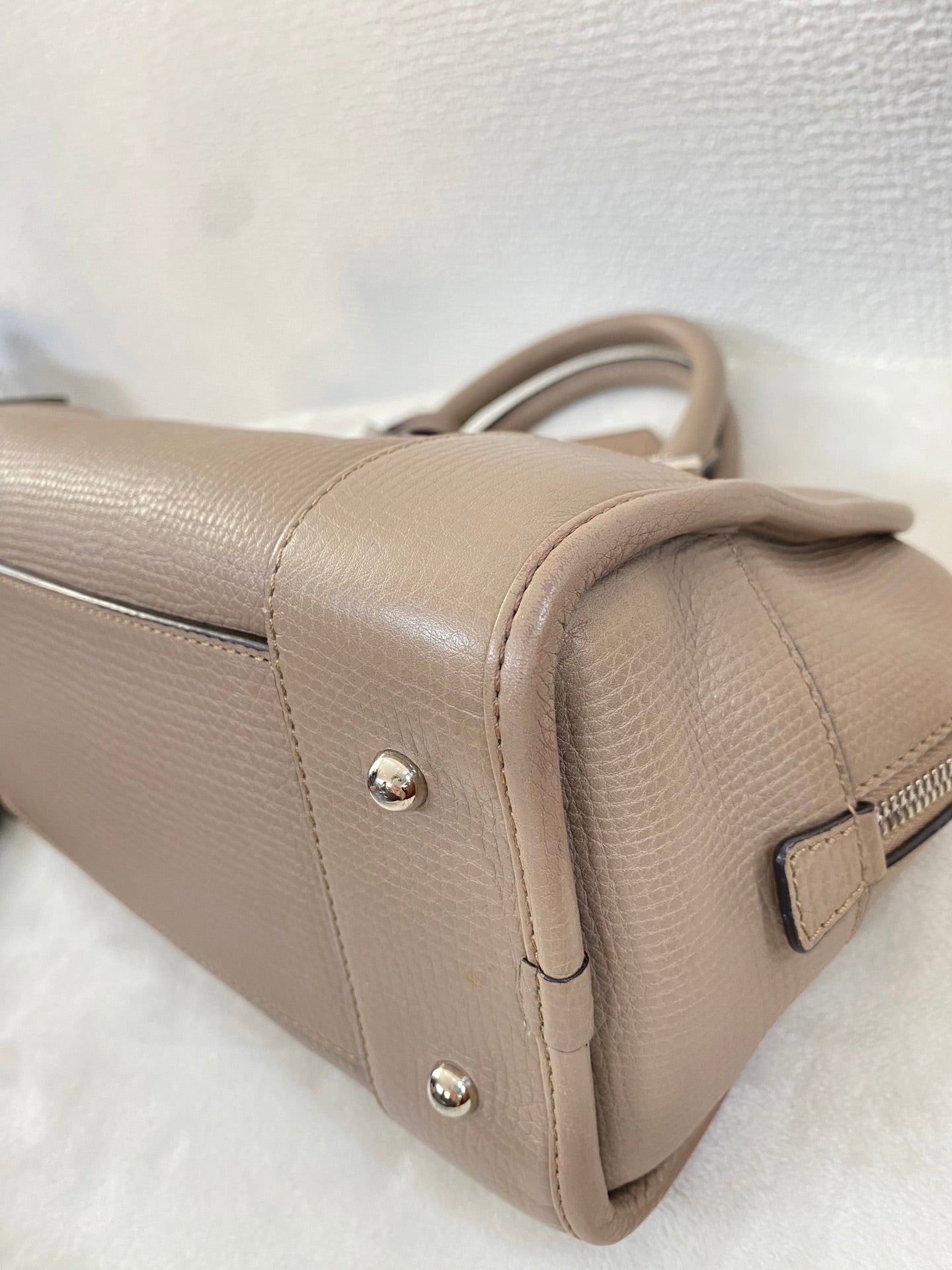 LOEWE Amazona Genuine Handbag