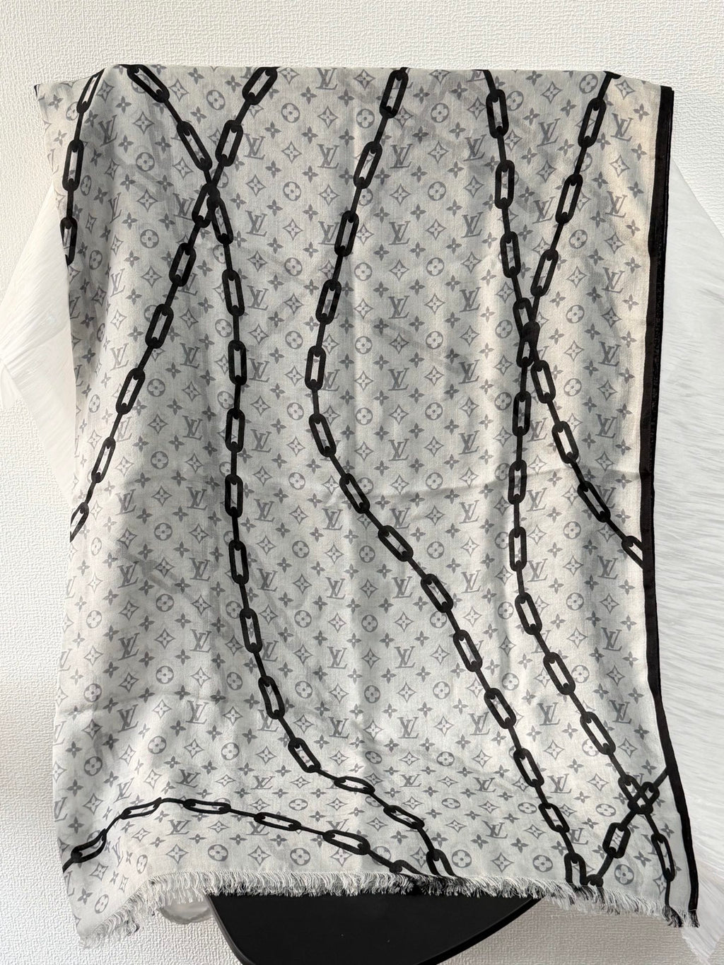 LOUIS VUITTON Cashmere Scarf