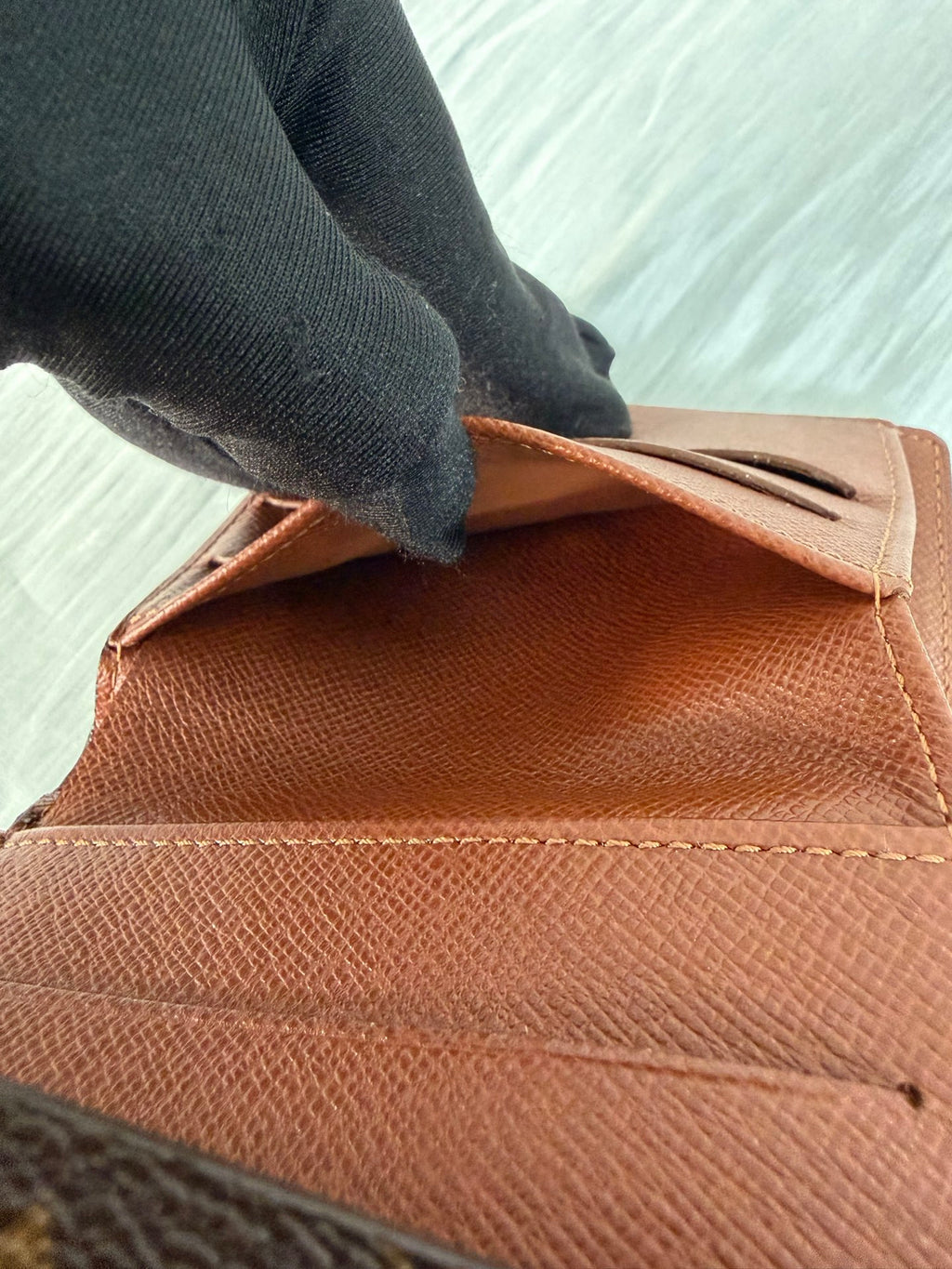 LOUIS VUITTON Monogram Trifold Wallet