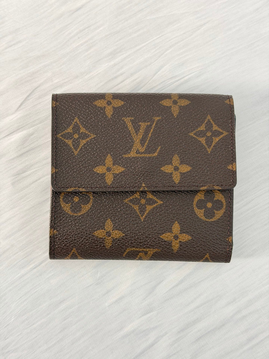LOUIS VUITTON Monogram Trifold Wallet