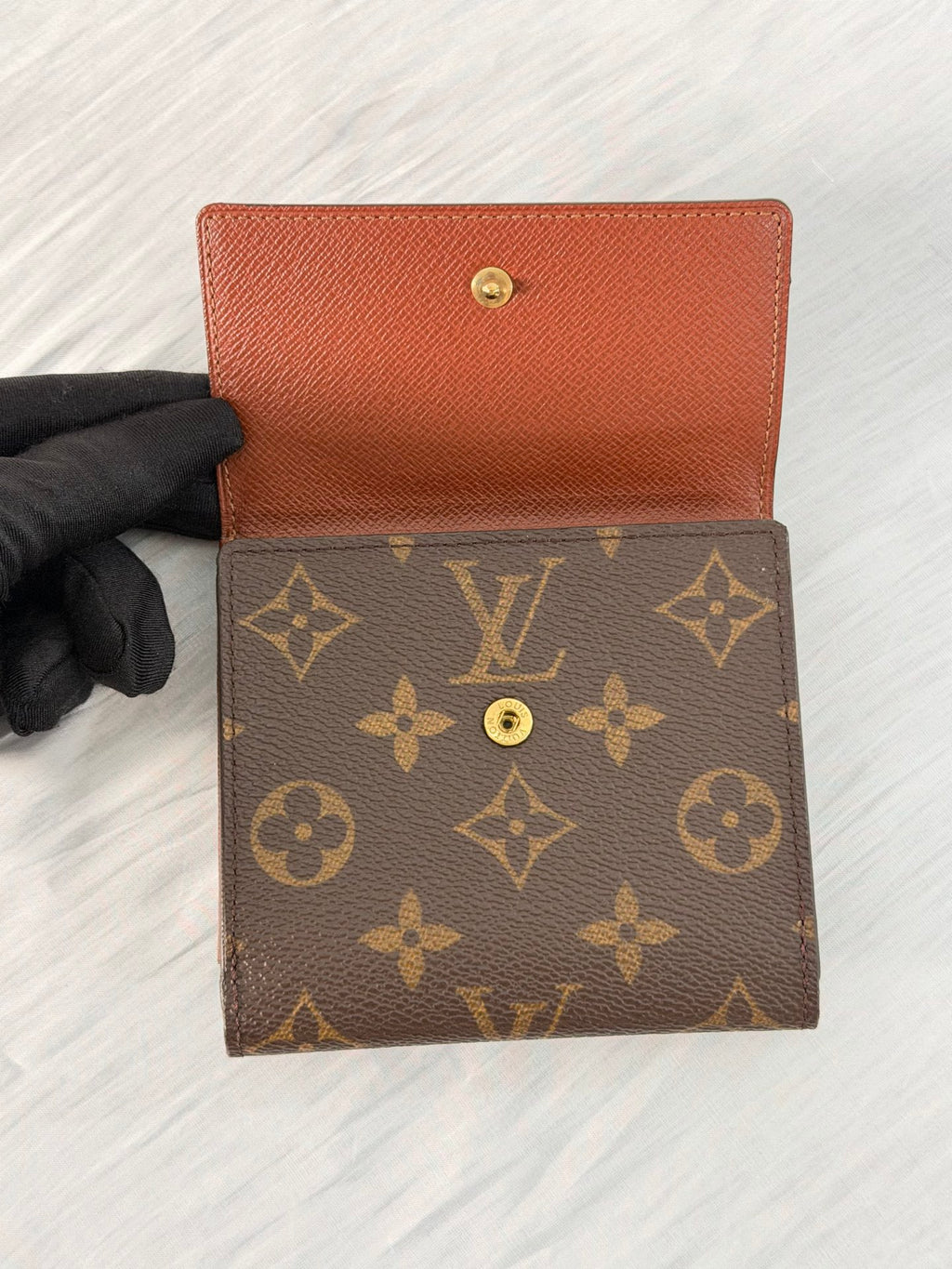 LOUIS VUITTON Monogram Trifold Wallet