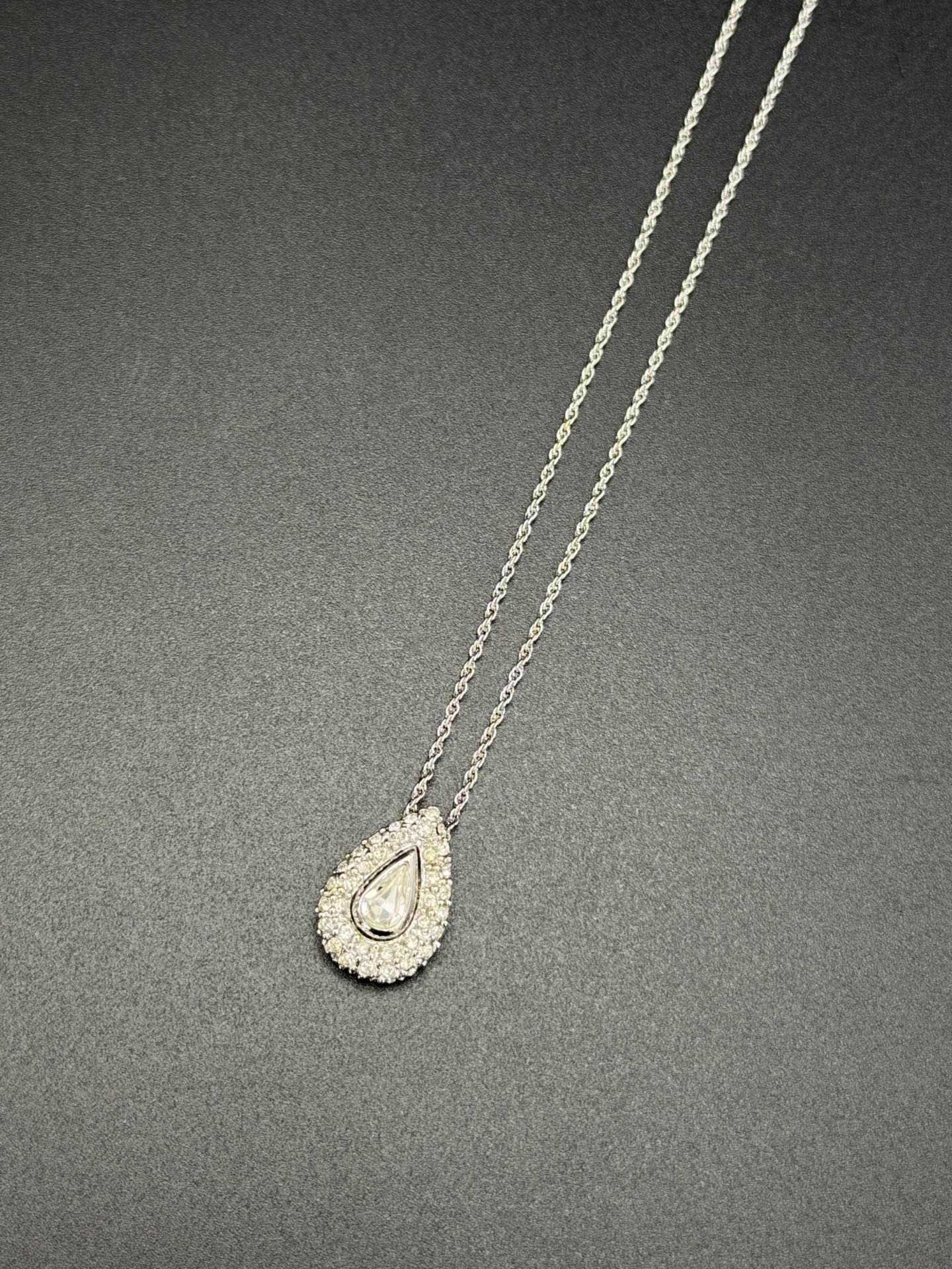 CHRISTIAN DIOR Raindrop Necklace & Earring Set