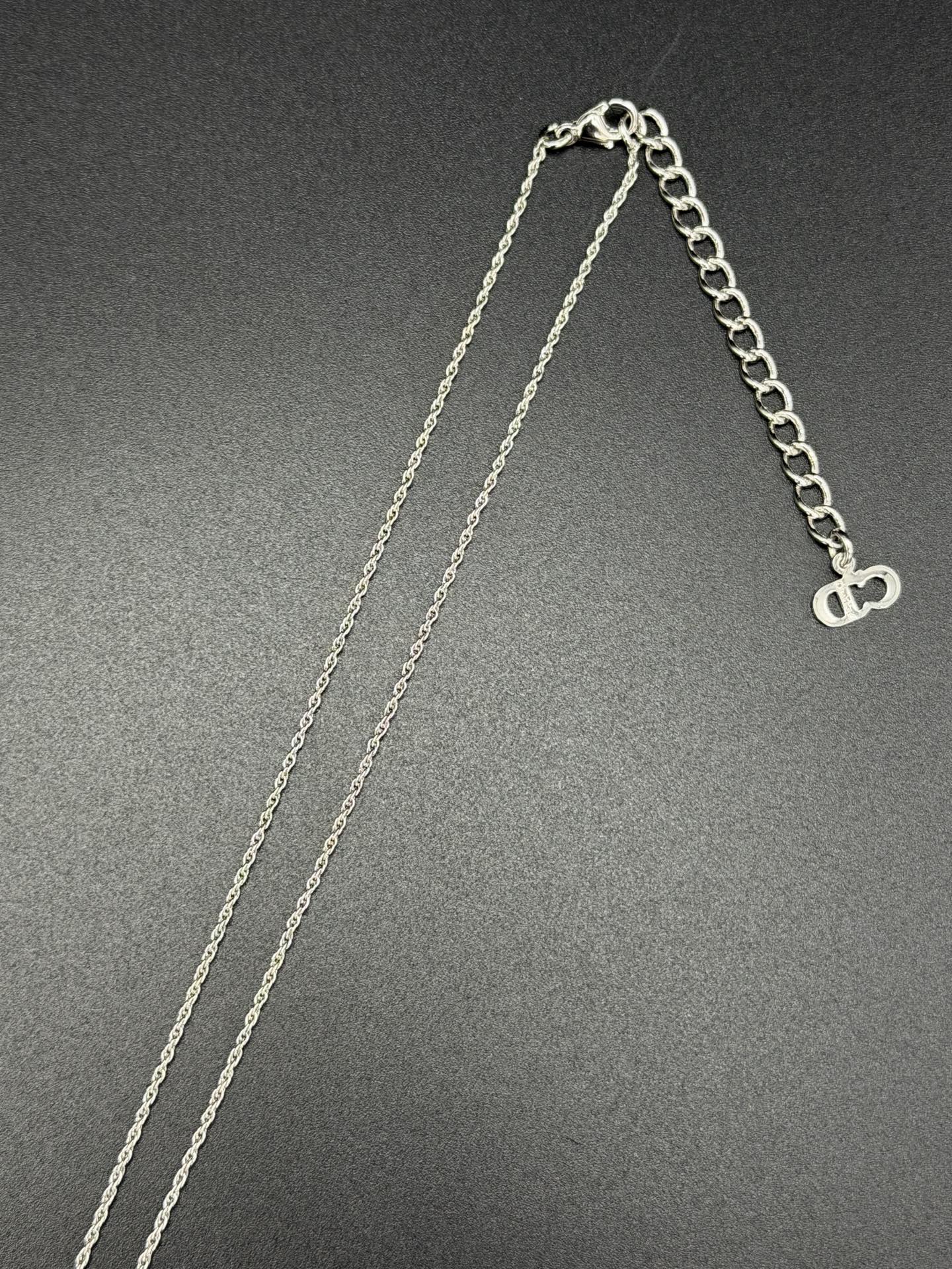 CHRISTIAN DIOR Raindrop Necklace & Earring Set