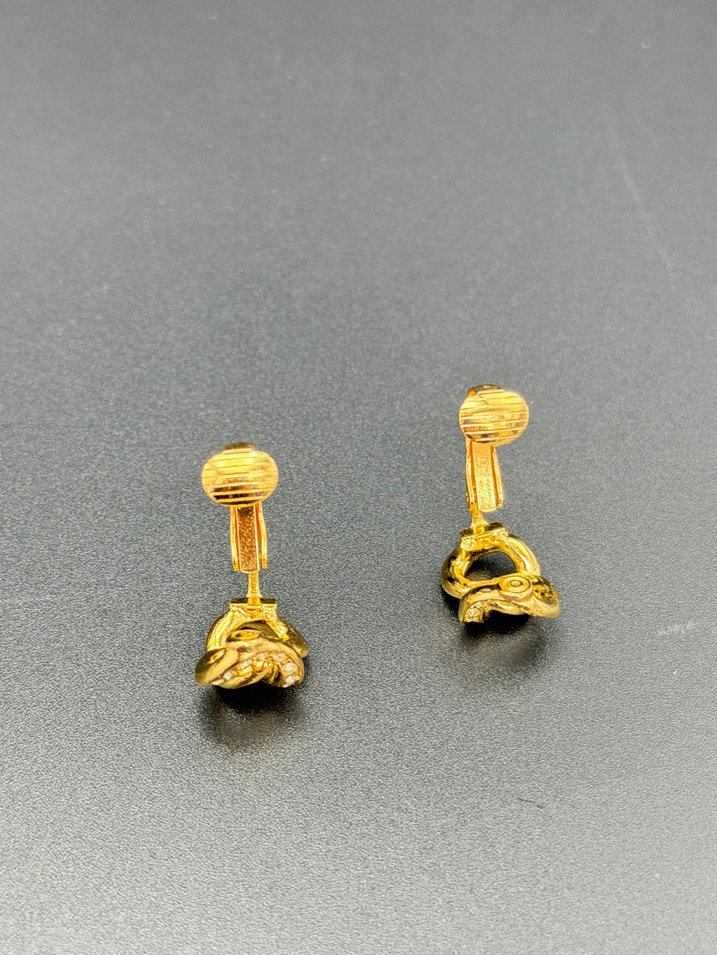 CHRISTIAN DIOR CD Logo Earring