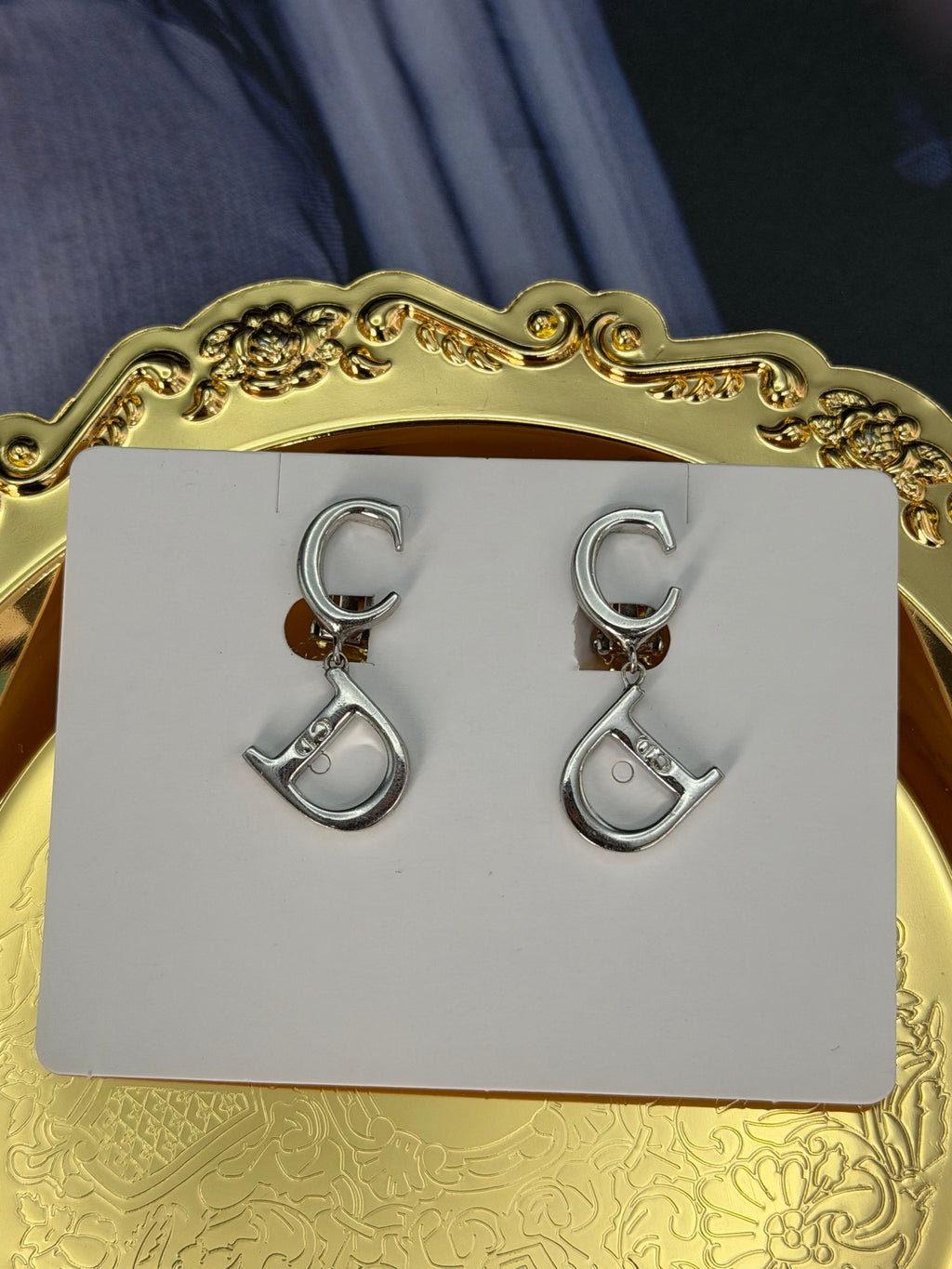 CHRISTIAN DIOR CD Logo Clip-on Earring