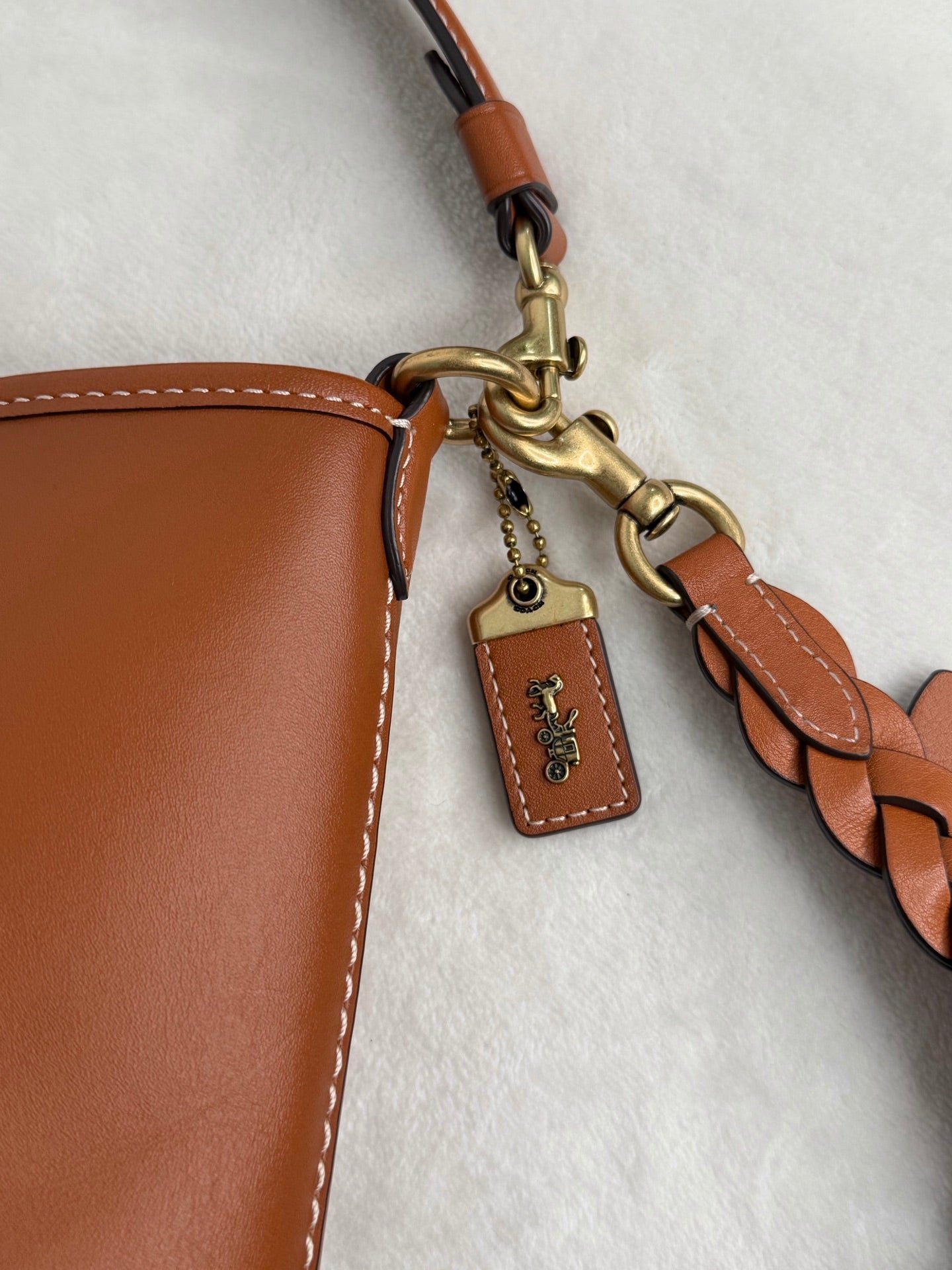 COACH 2WAY Leather Bucket Shoulderbag