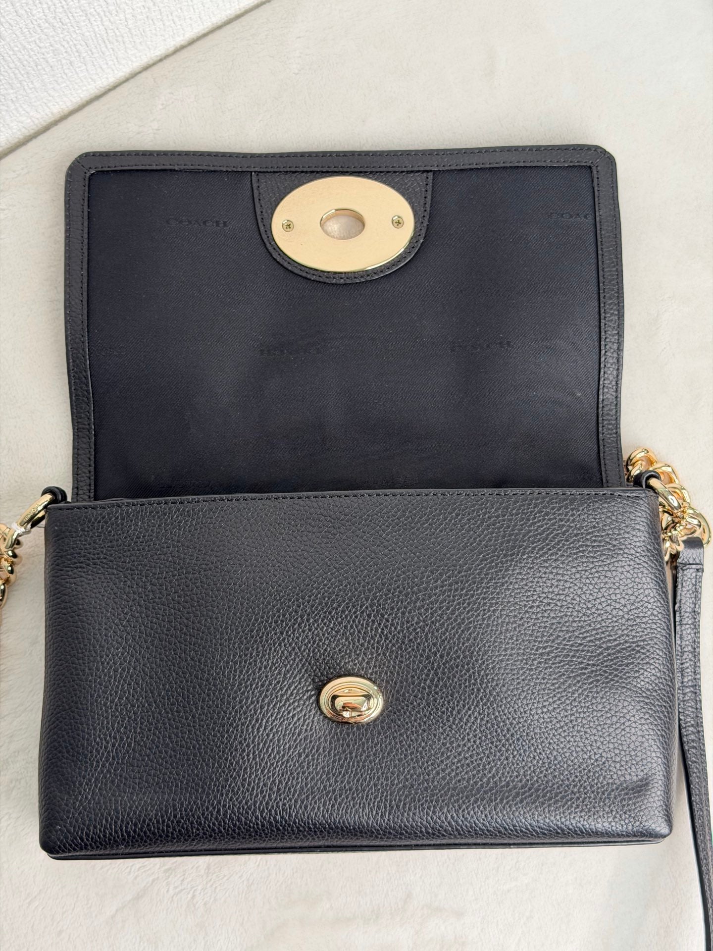 COACH Cavier Genuine Shoulder bag