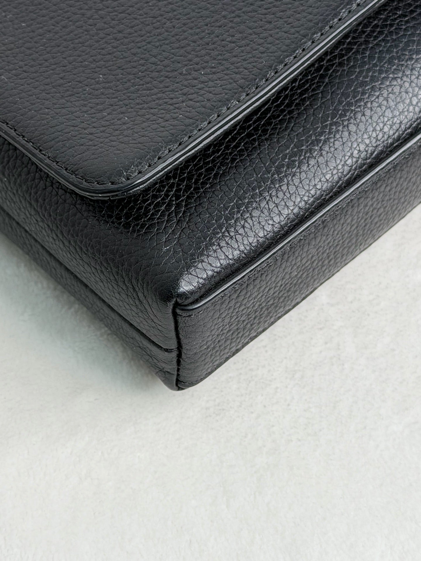 COACH Cavier Genuine Shoulder bag