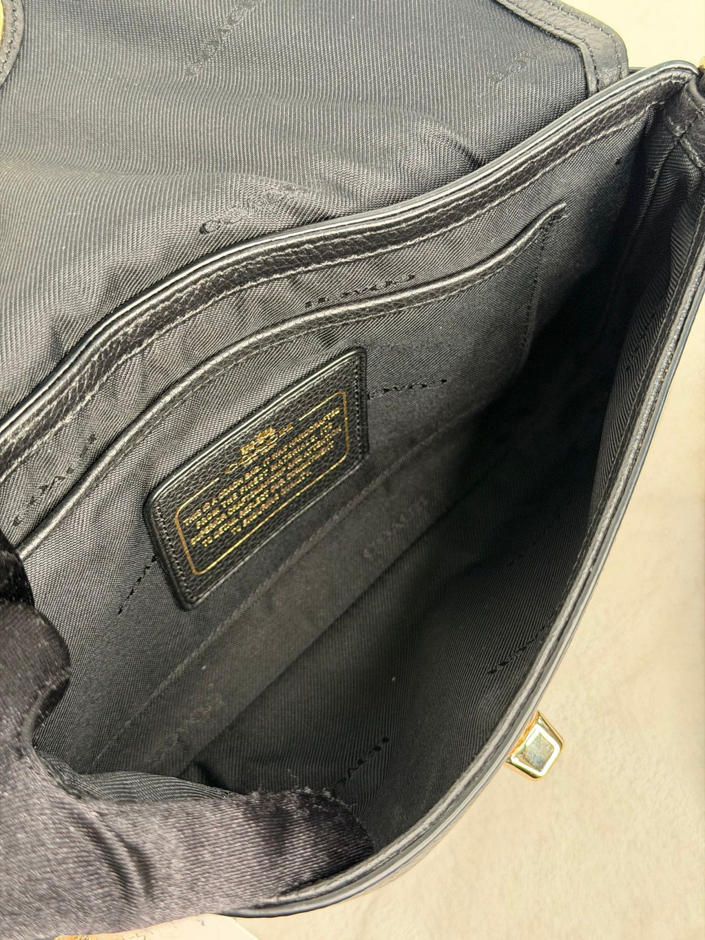 COACH Cavier Genuine Shoulder bag