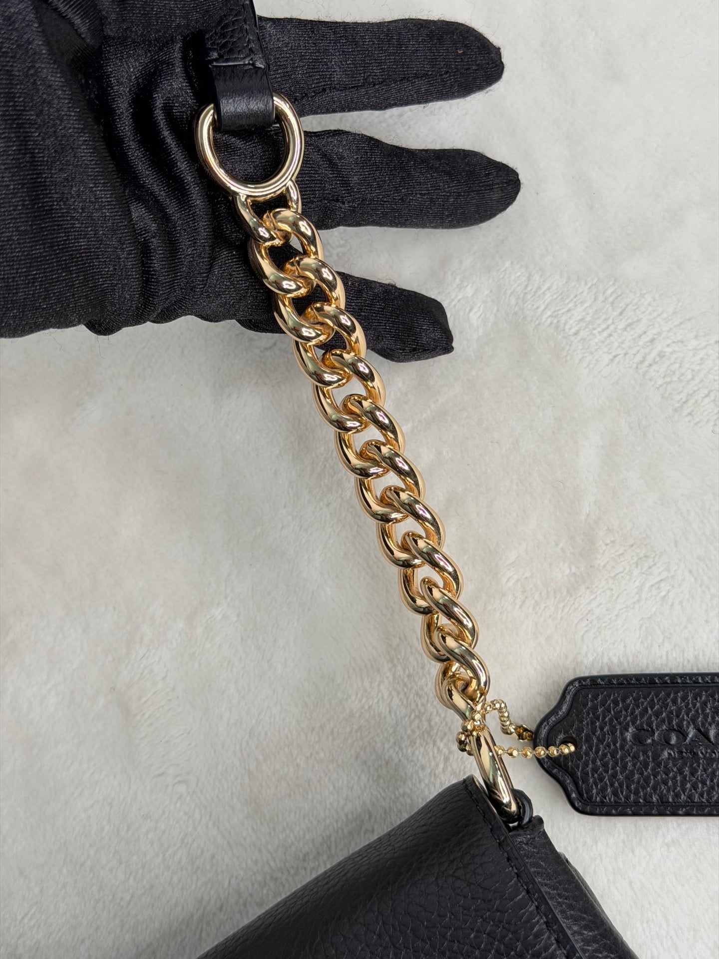 COACH Cavier Genuine Shoulder bag