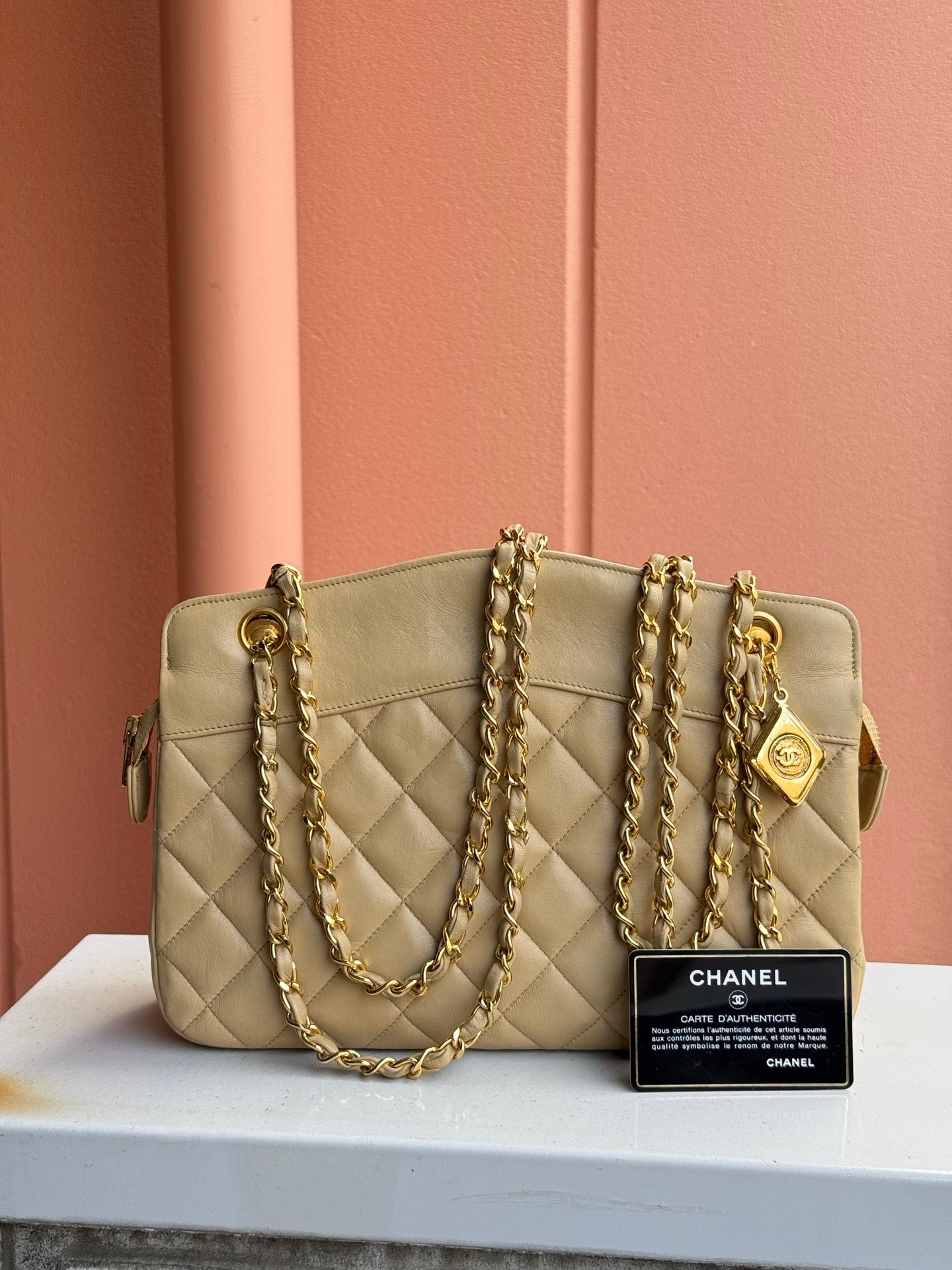 CHANE Stitches Lambskin Chainbag