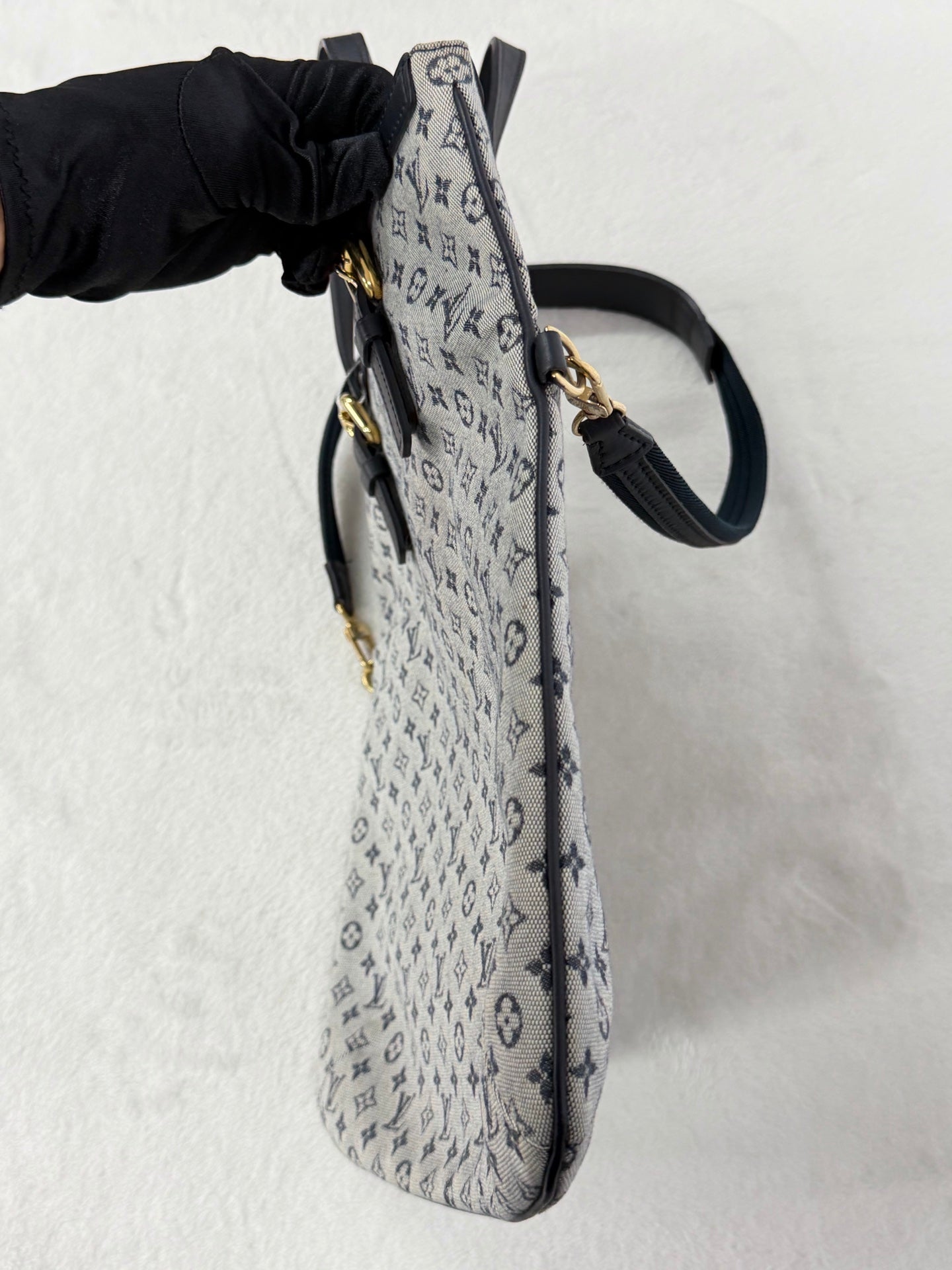 LOUIS VUITTON Denim Monogram Shoulderbag