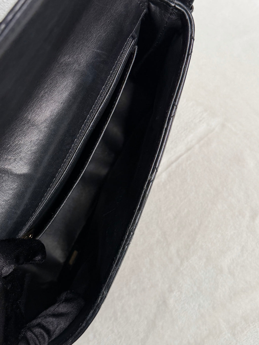 CHANEL Quilted  Lambskin Handbag