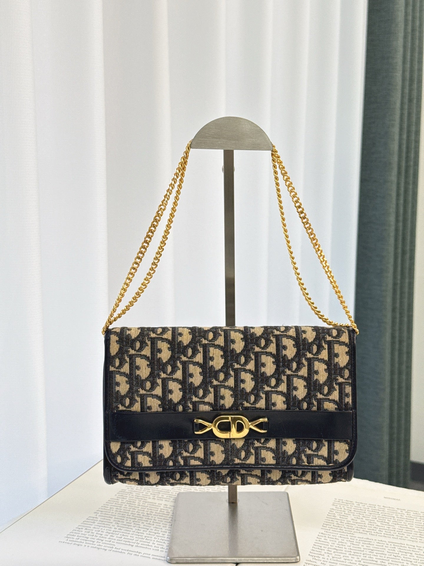 CHRISTIAN DIOR Oblique Flap Chainbag