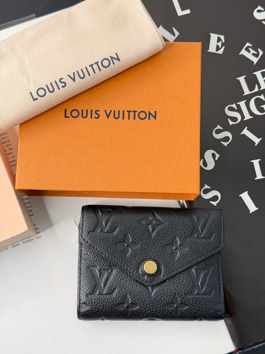 LOUIS VUITTON Monogram  Victorine Trifold Wallet