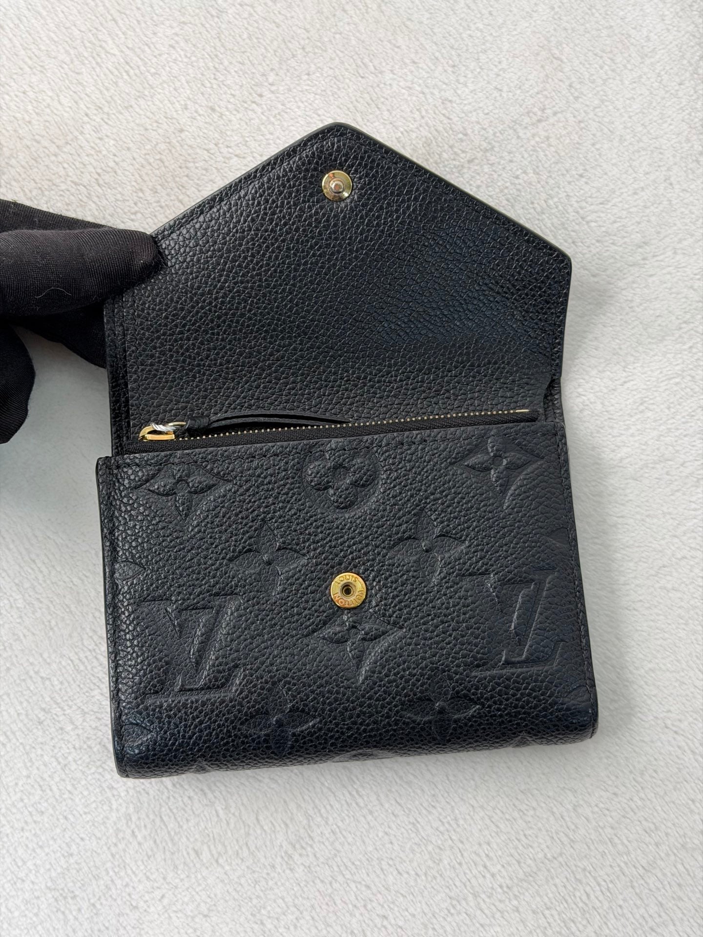 LOUIS VUITTON Monogram  Victorine Trifold Wallet