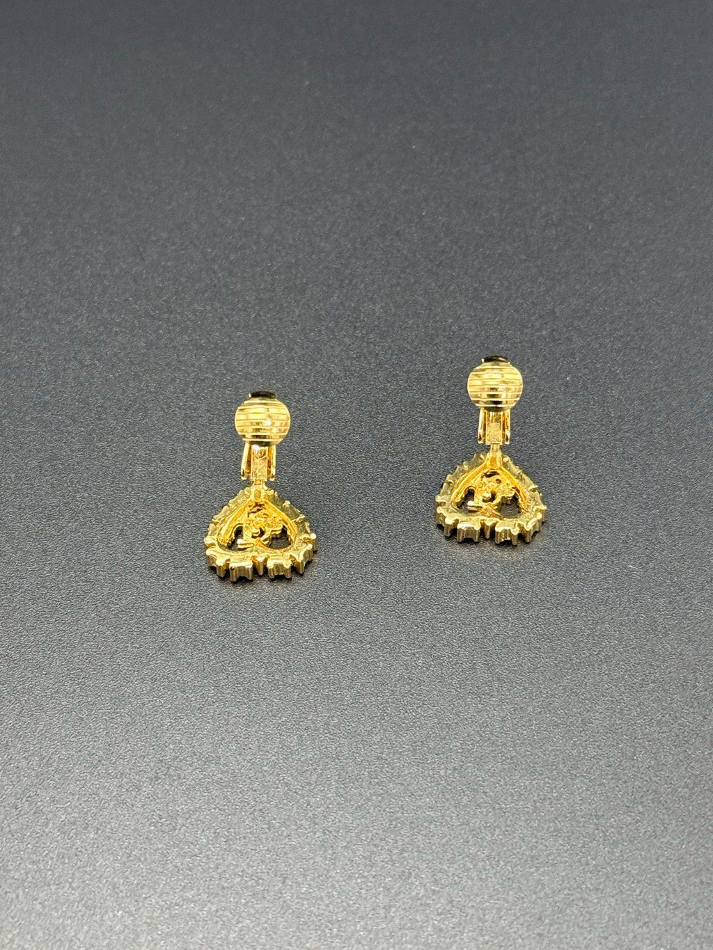 CHRISTIAN DIOR Rheinstone Heart-Shaped Clip On earring
