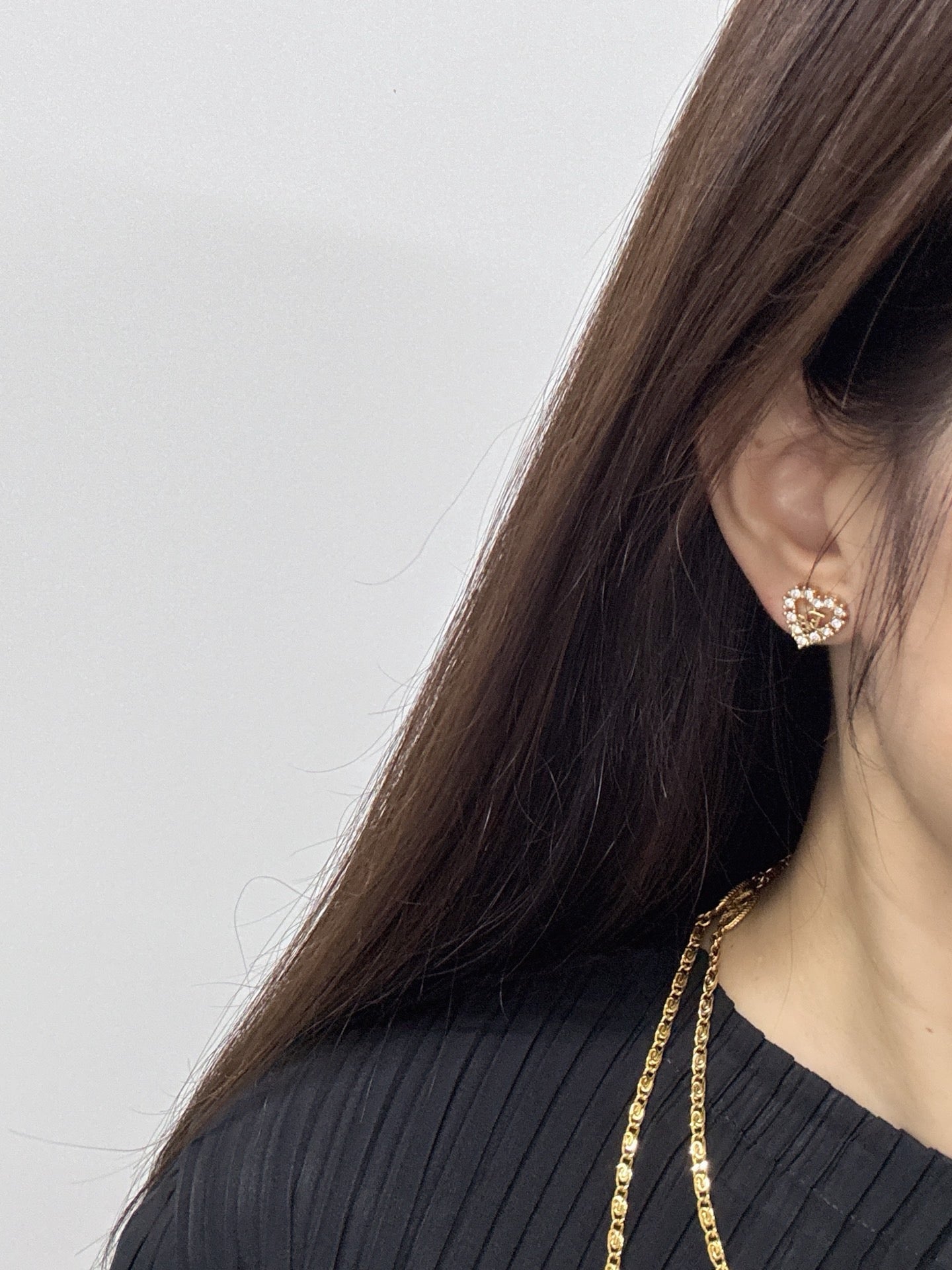 CHRISTIAN DIOR Rheinstone Heart-Shaped Clip On earring