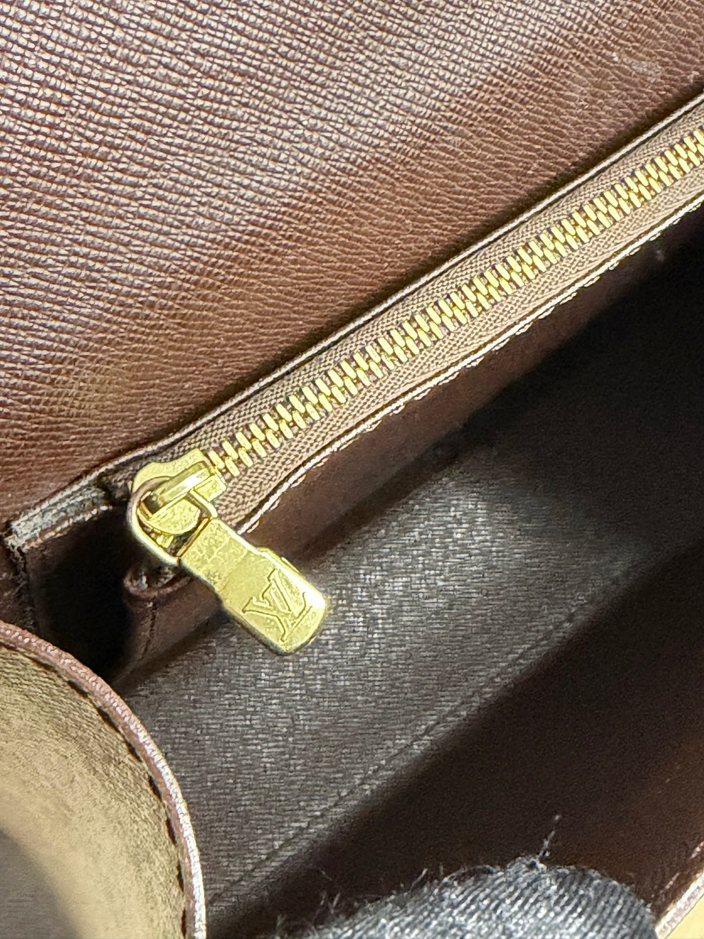 LOUIS VUITTON Damier Kelly MillionYear Memorial Edition Limited