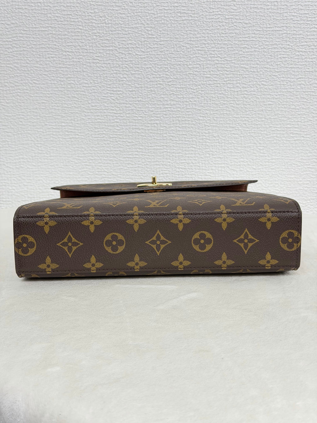 LOUIS VUITTON Monogram Kellybag