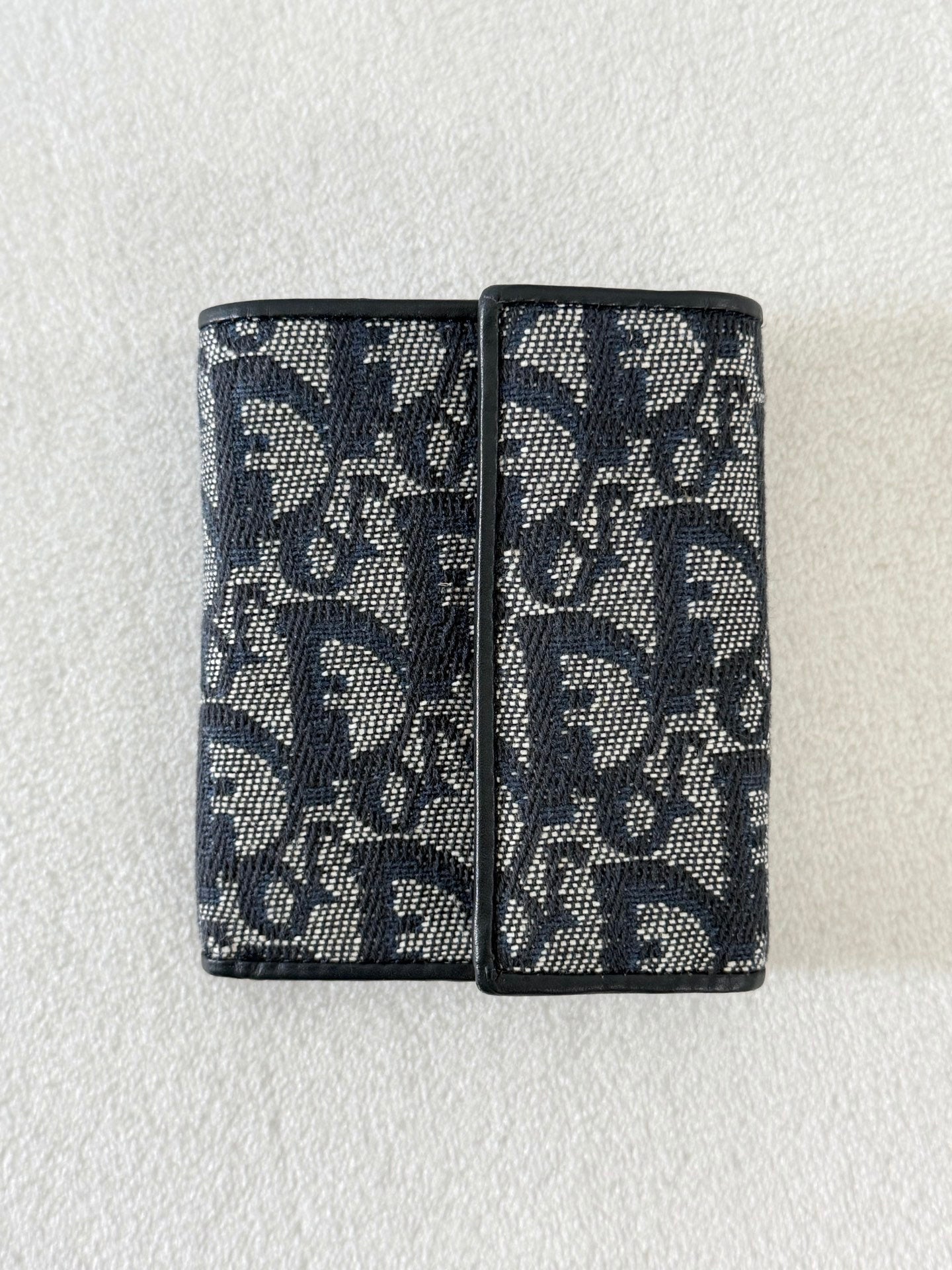 CHRISTIAN DIOR D'Oblique Trifold Wallet