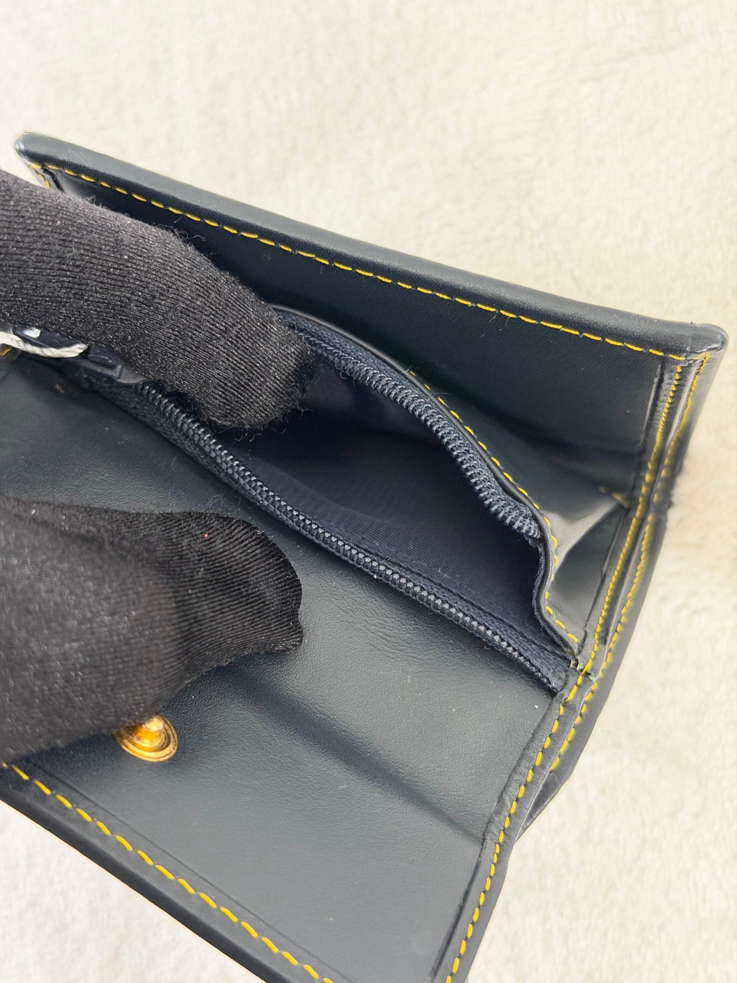 CHRISTIAN DIOR D'Oblique Trifold Wallet