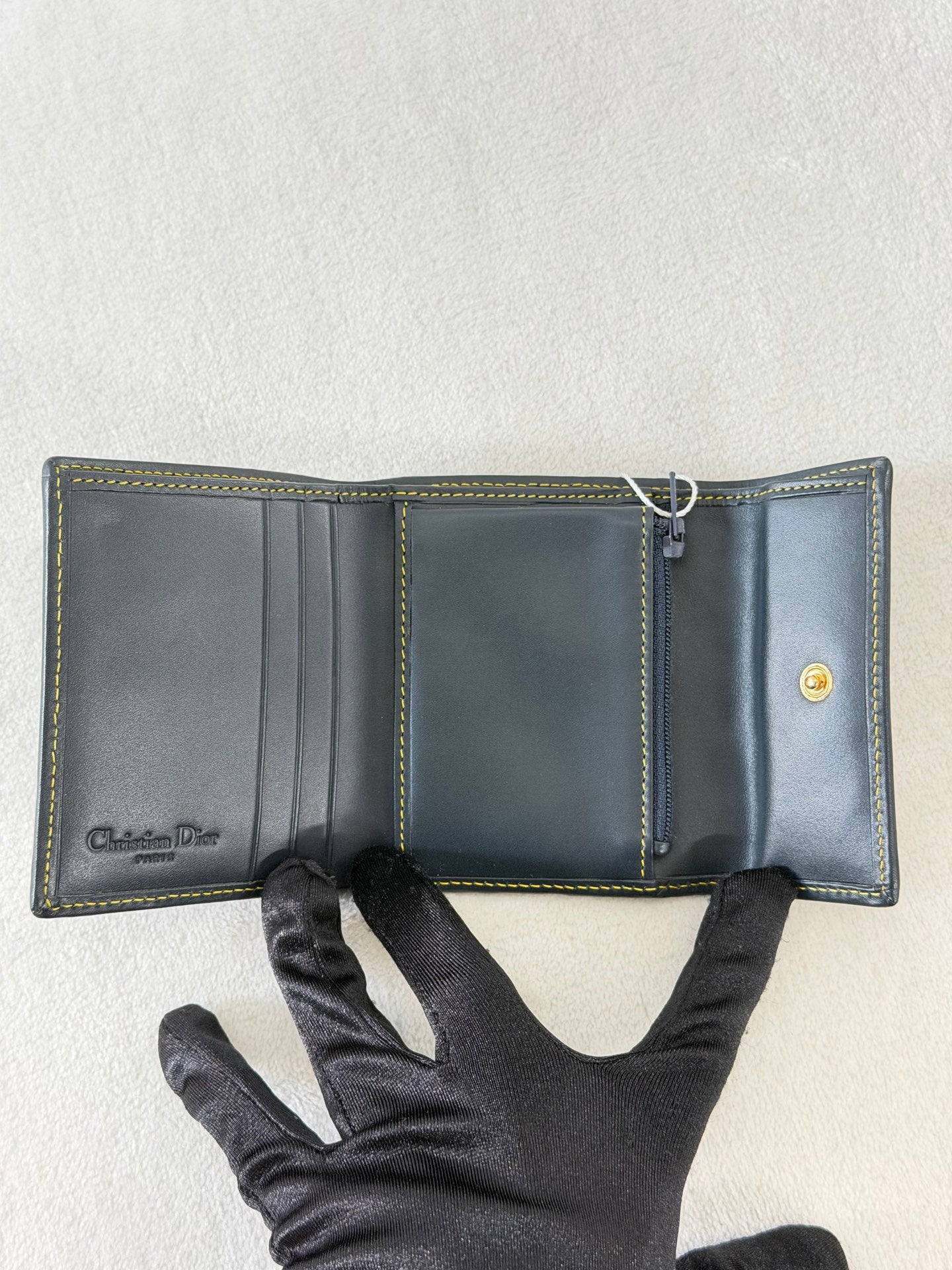 CHRISTIAN DIOR D'Oblique Trifold Wallet