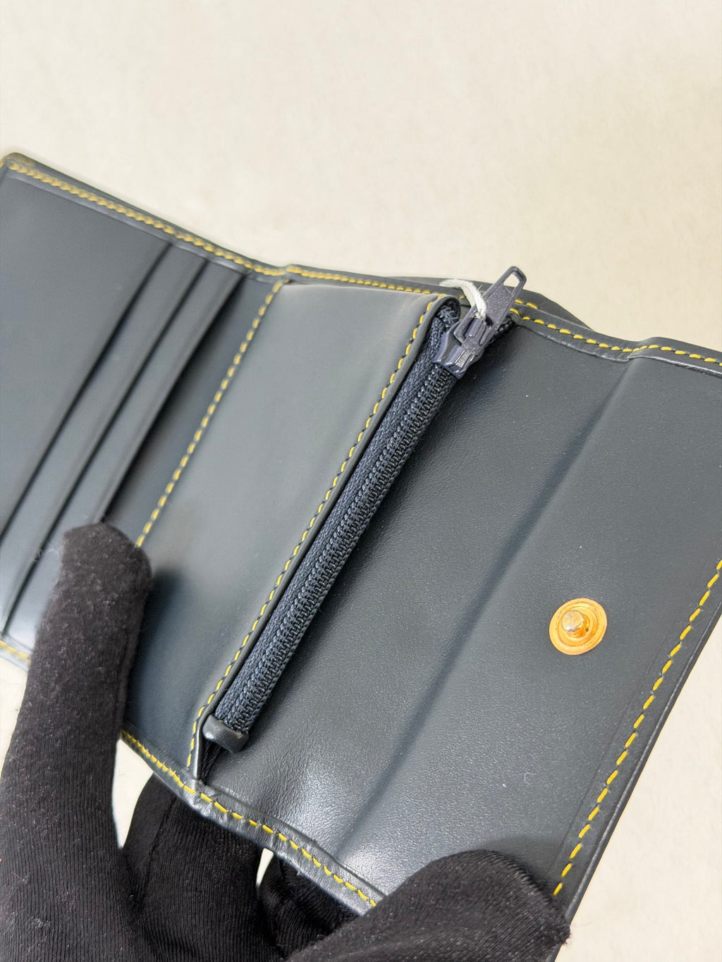 CHRISTIAN DIOR D'Oblique Trifold Wallet