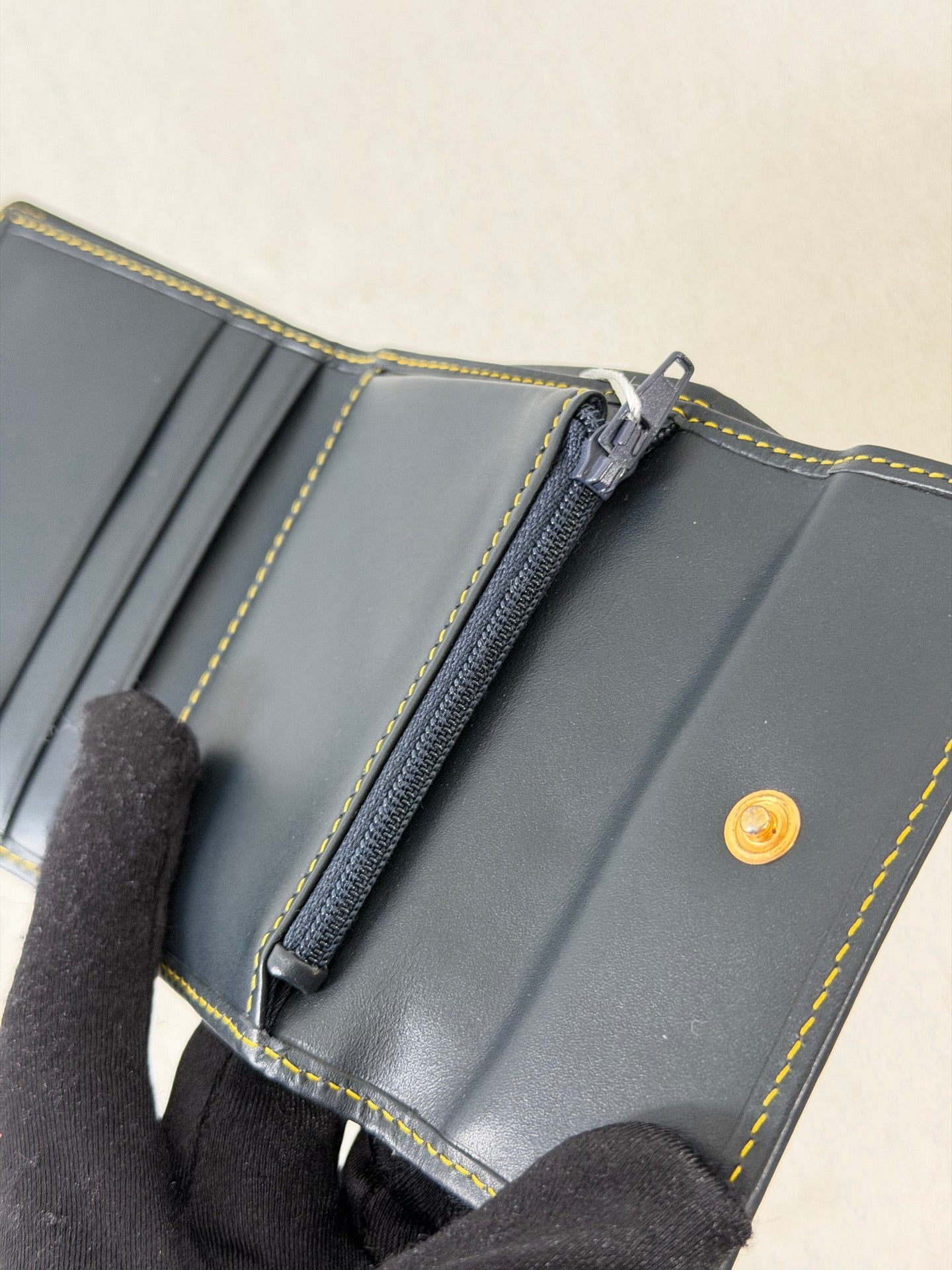 CHRISTIAN DIOR D'Oblique Trifold Wallet