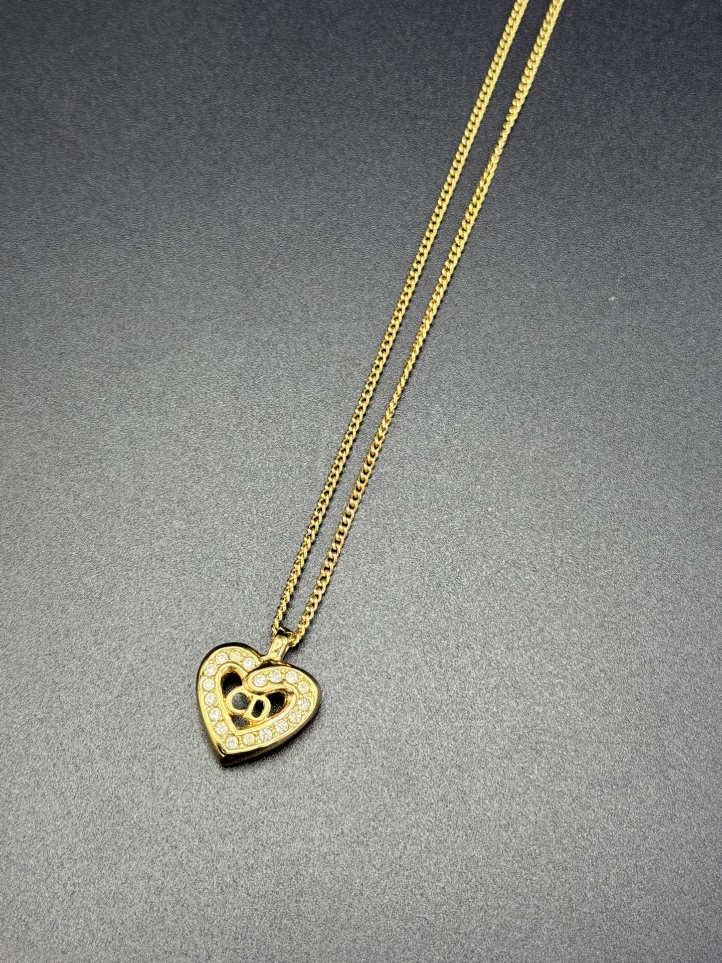 Christian Dior Heart-shaped Clip on Earring and Nacklace Set