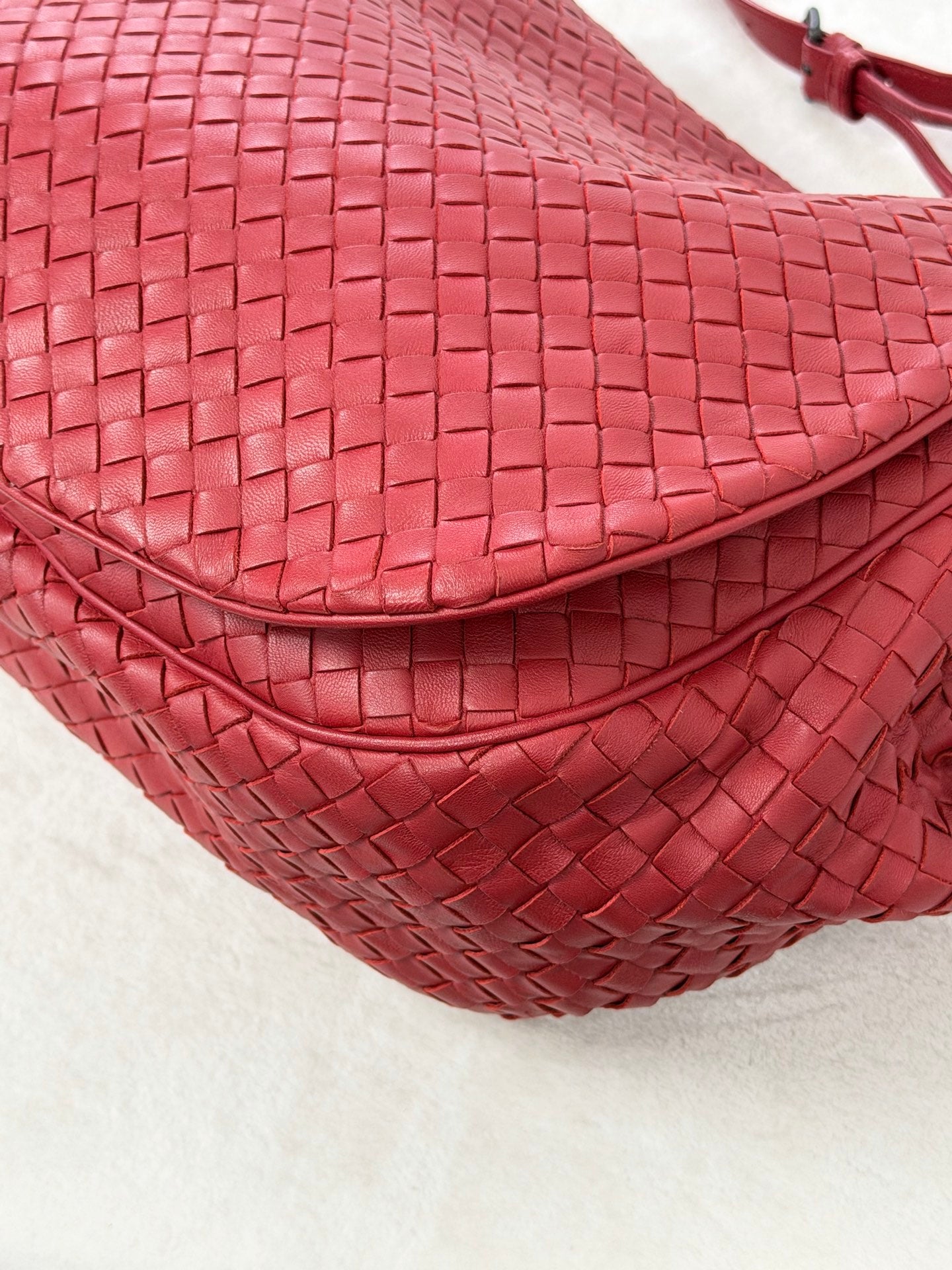 BOTTEGA VENETA Intrecciato Shoulderbag