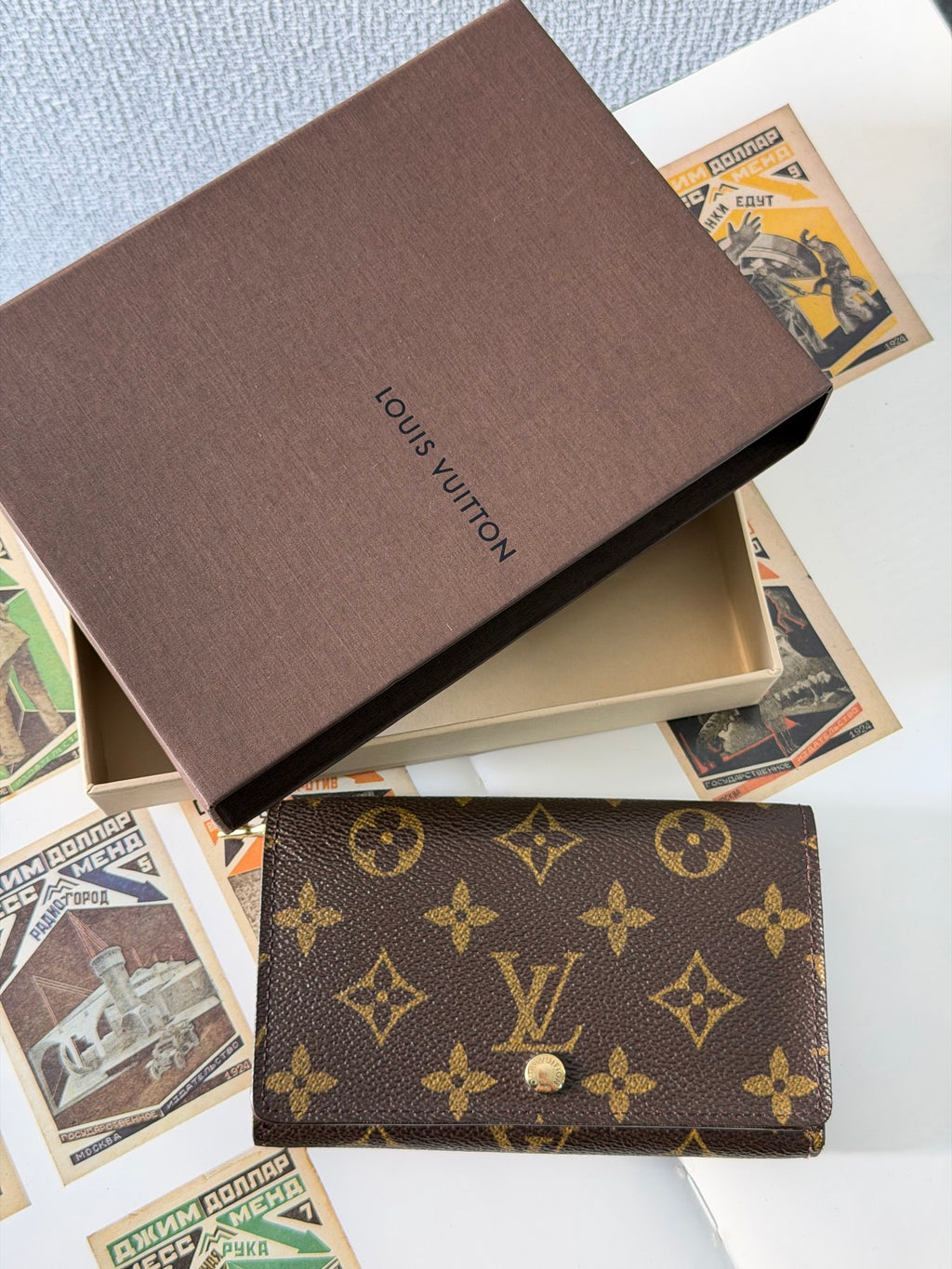 LOUIS VUITTON Monogram Bifold Wallet
