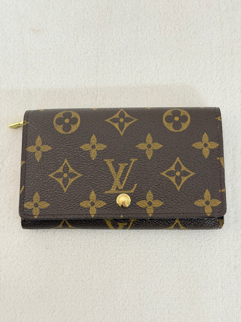 LOUIS VUITTON Monogram Bifold Wallet